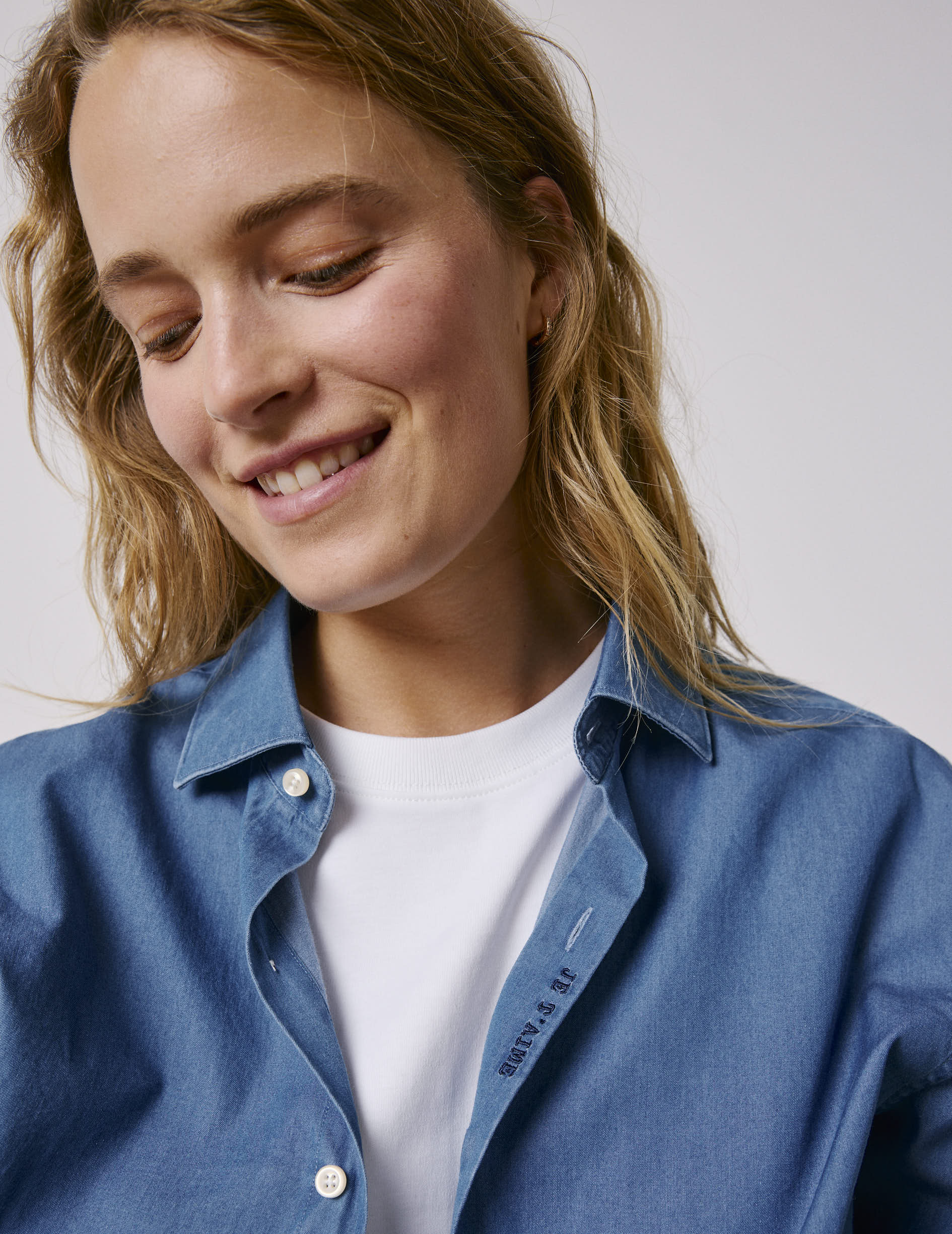 Unisex Blue denim "Je t'aime" shirt - Denim - Figaret Collar