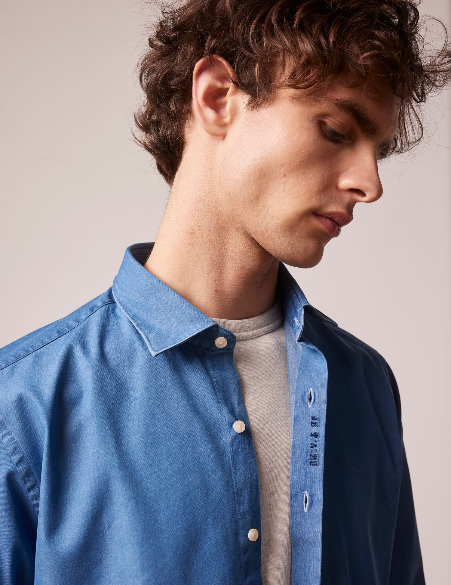 Unisex Blue denim "Je t'aime" shirt - Denim - Figaret Collar#3