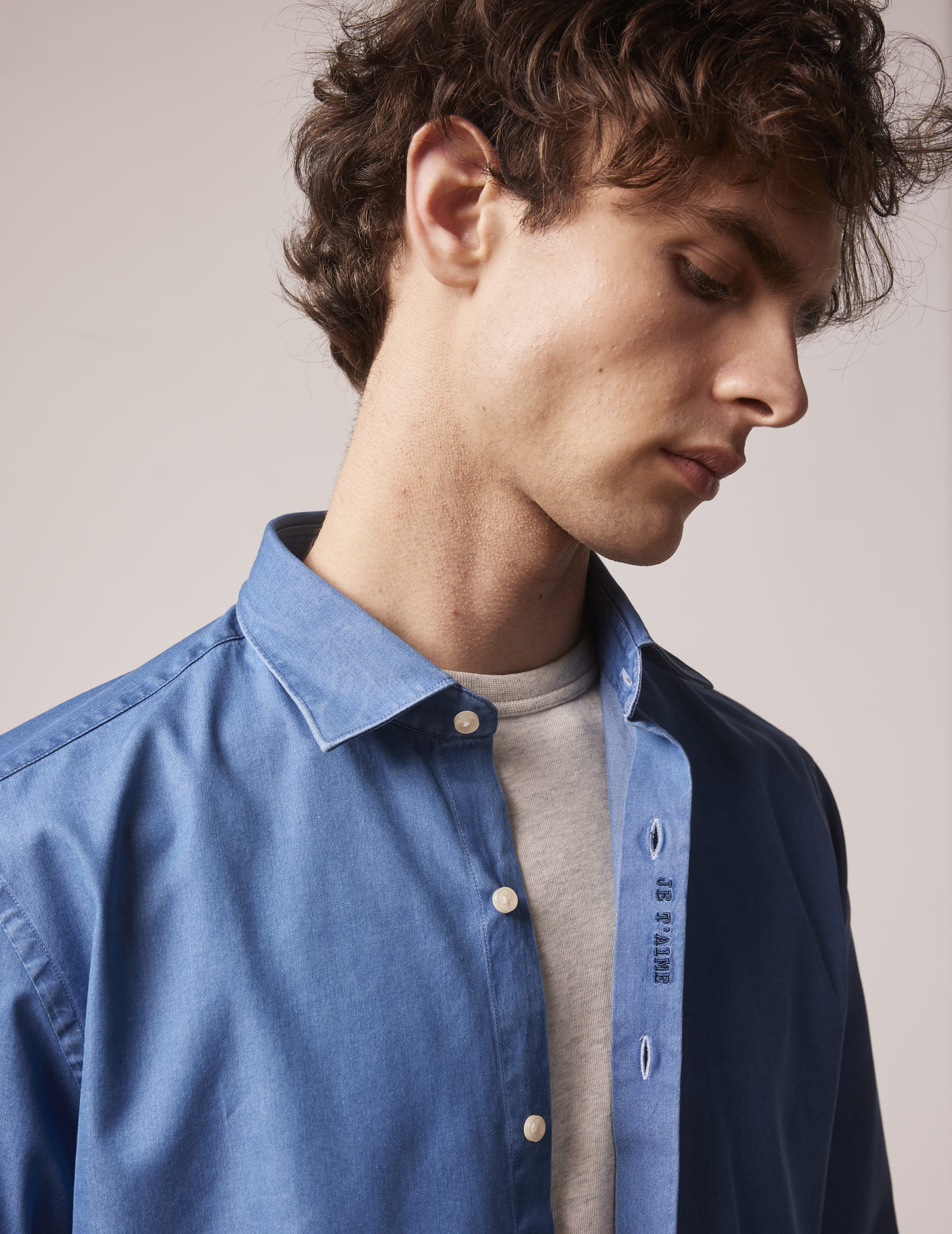 Unisex Blue denim "Je t'aime" shirt - Denim - Figaret Collar