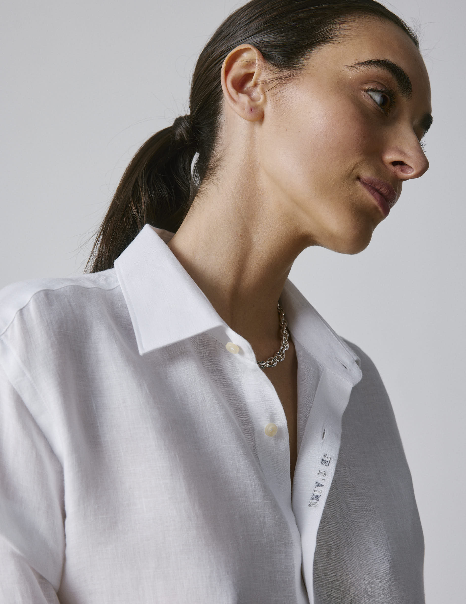 Unisex White linen "Je t'aime" shirt - Linen - Figaret Collar