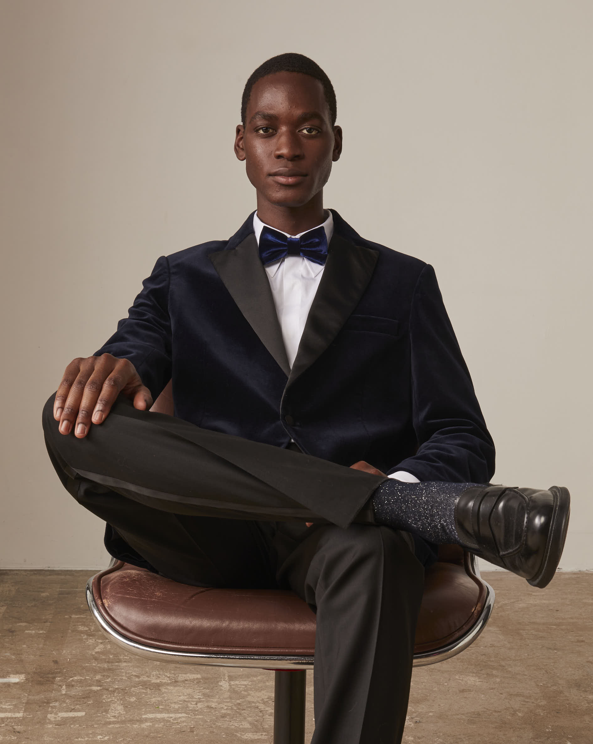 Navy velvet Gislain tuxedo jacket