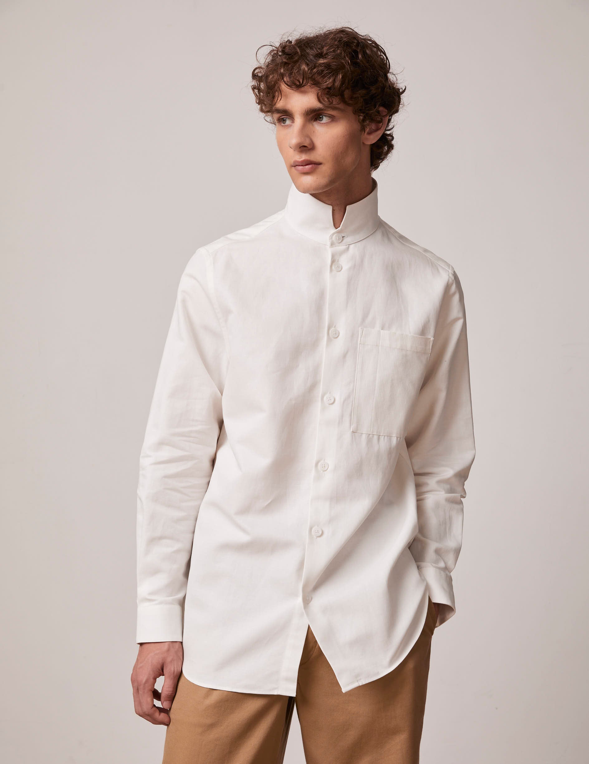White Montmartre shirt - Linen - Right amount Collar