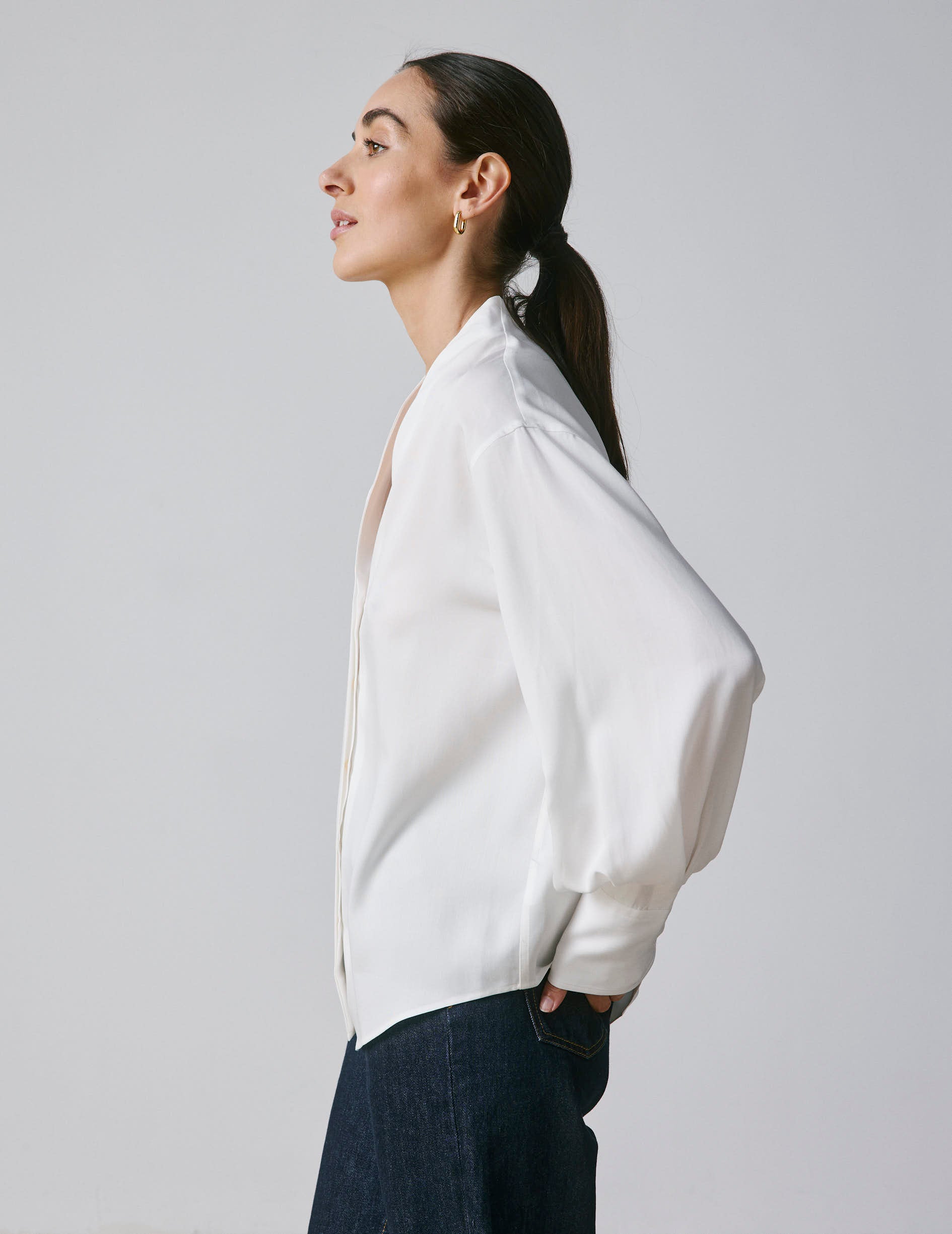White Hidden buttons placket Ilena shirt - Lyocell - Rising Shawl Collar