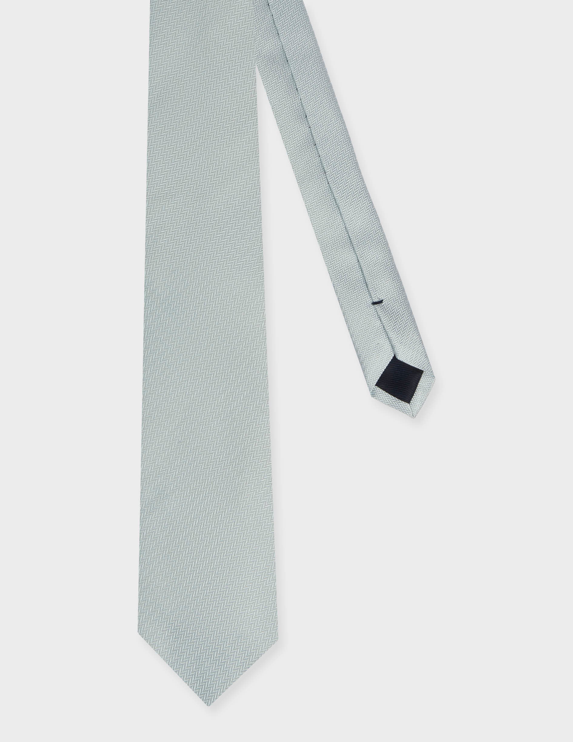 Blue patterned silk tie