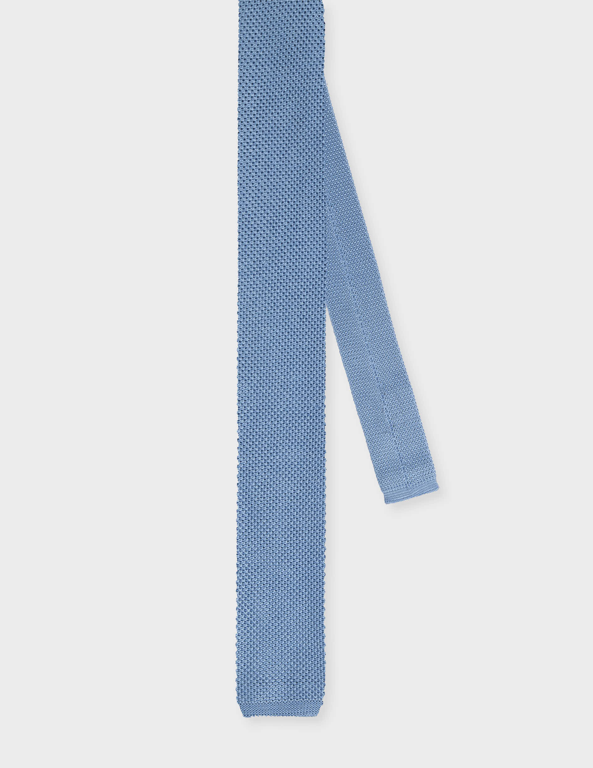 Blue silk knitted tie