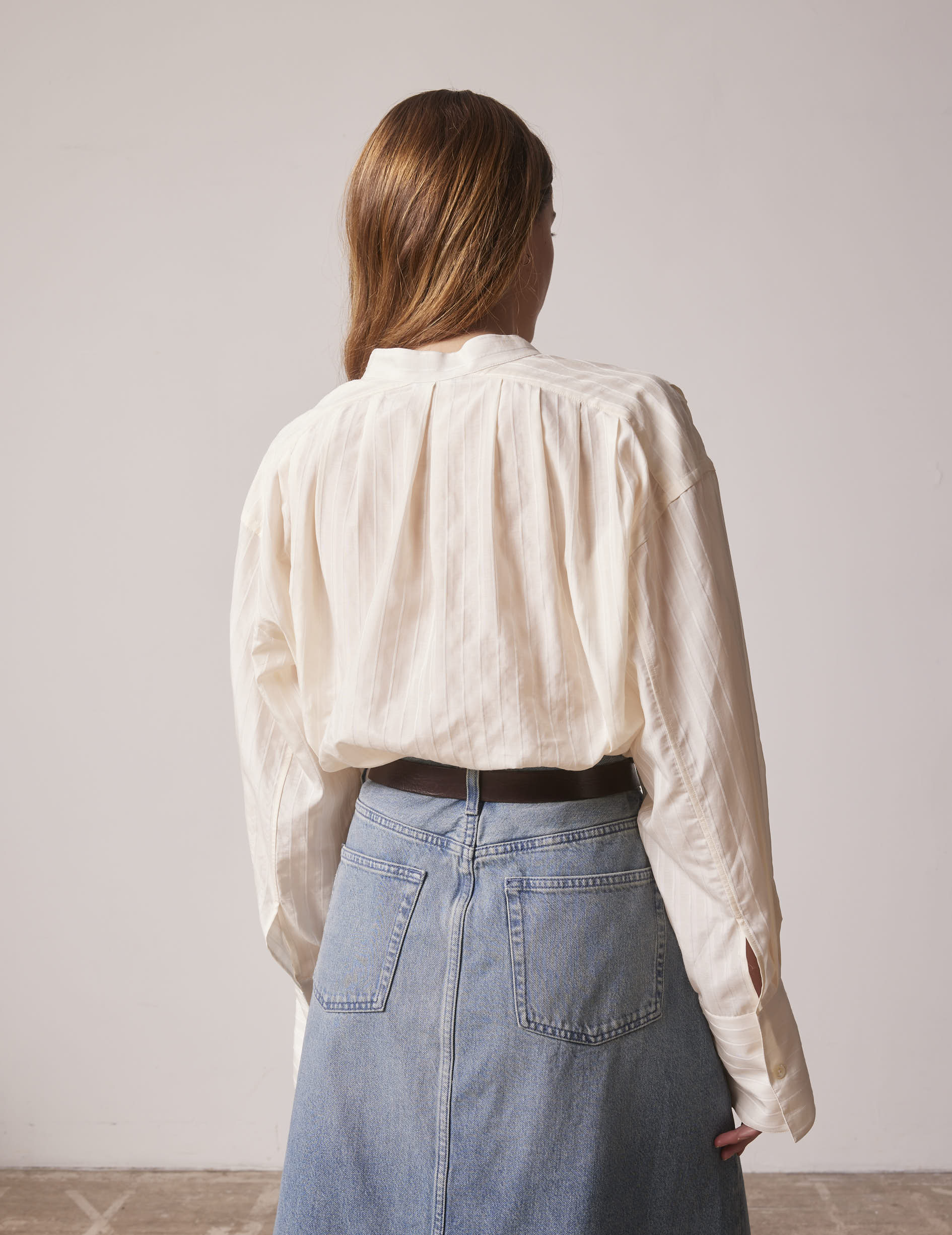 Oversized ecru striped Agnès blouse - Canvas - Open right Collar