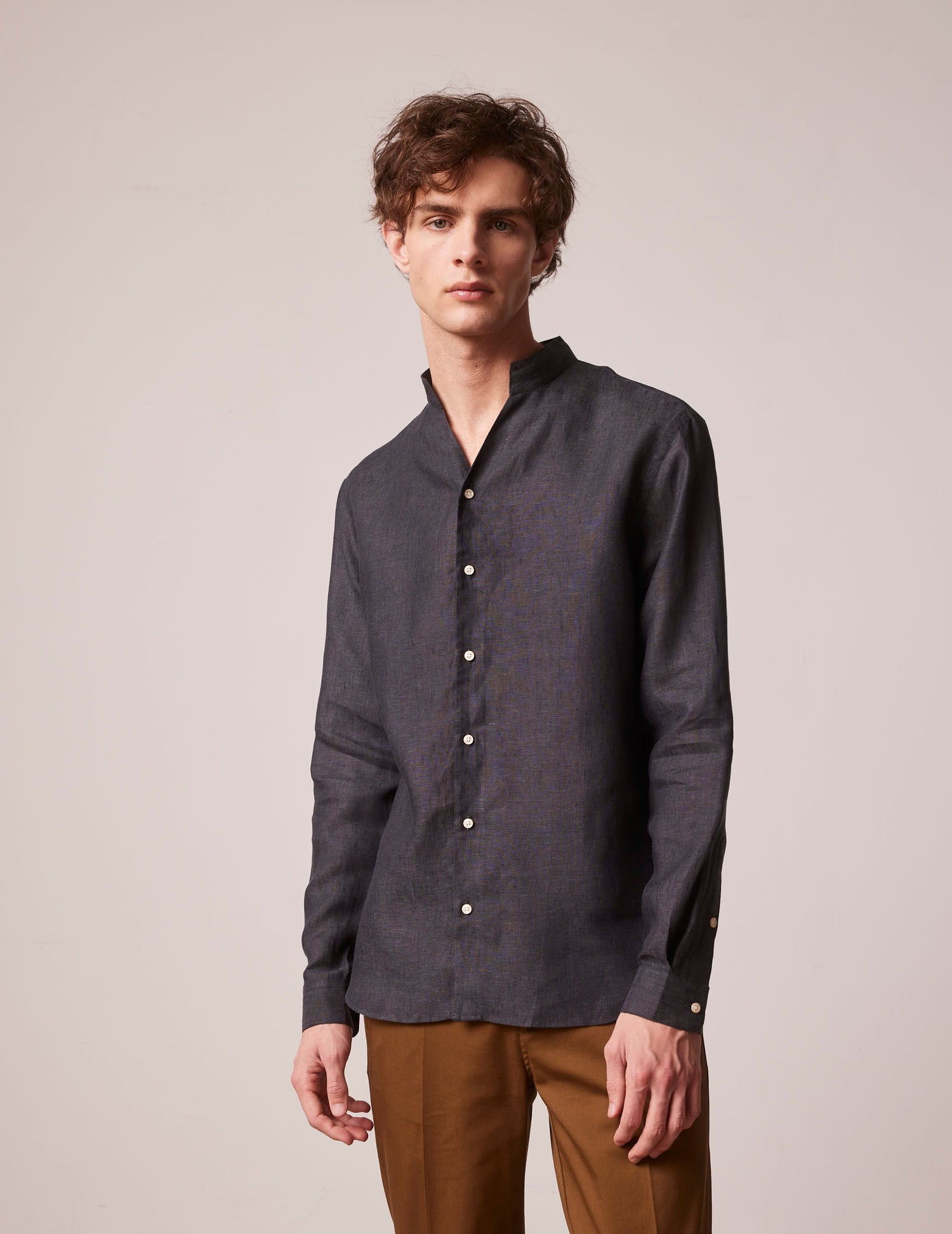 Black linen Carl shirt - Linen - Open straight Collar#3