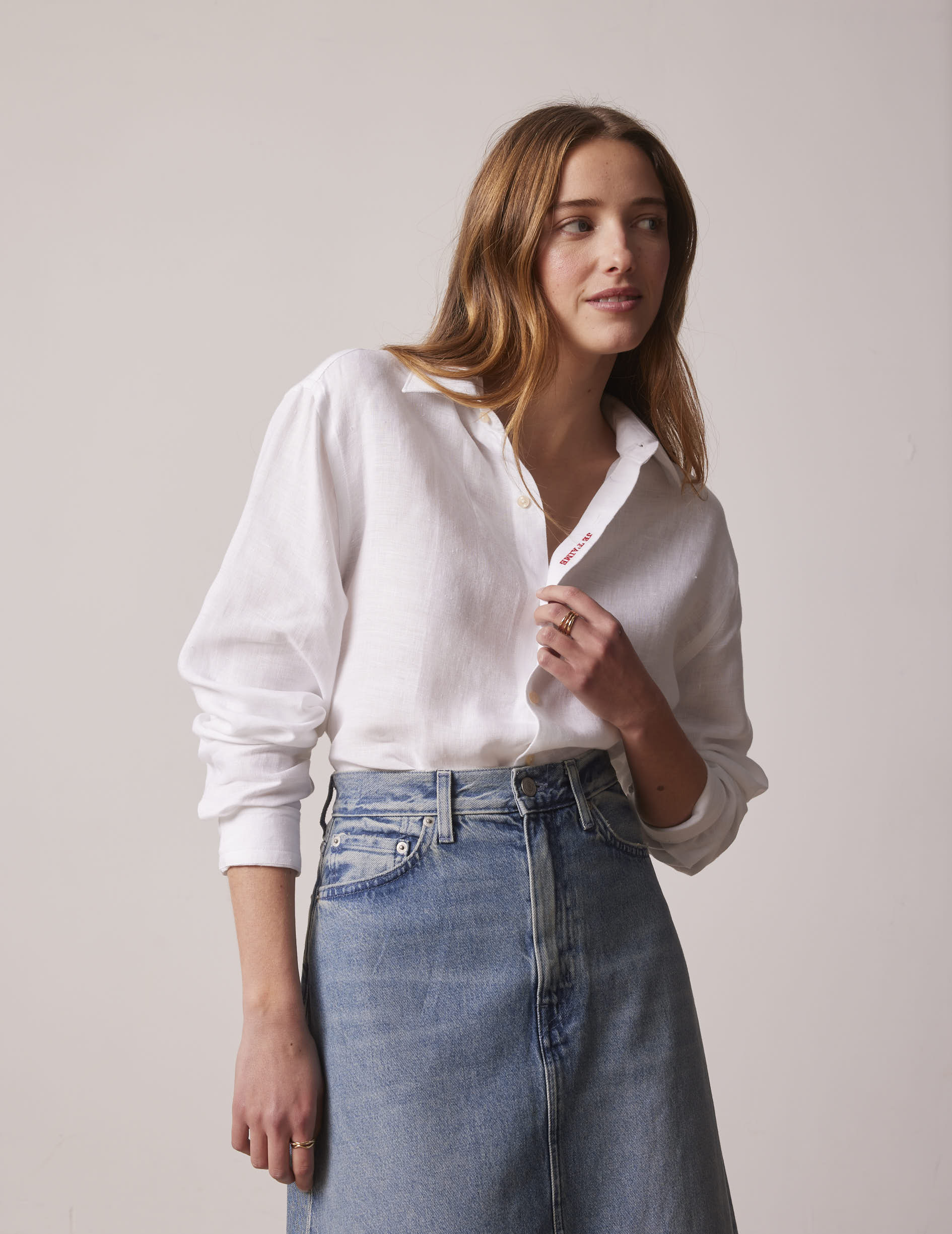 Unisex White linen "Je t'aime" shirt - Linen - Figaret Collar