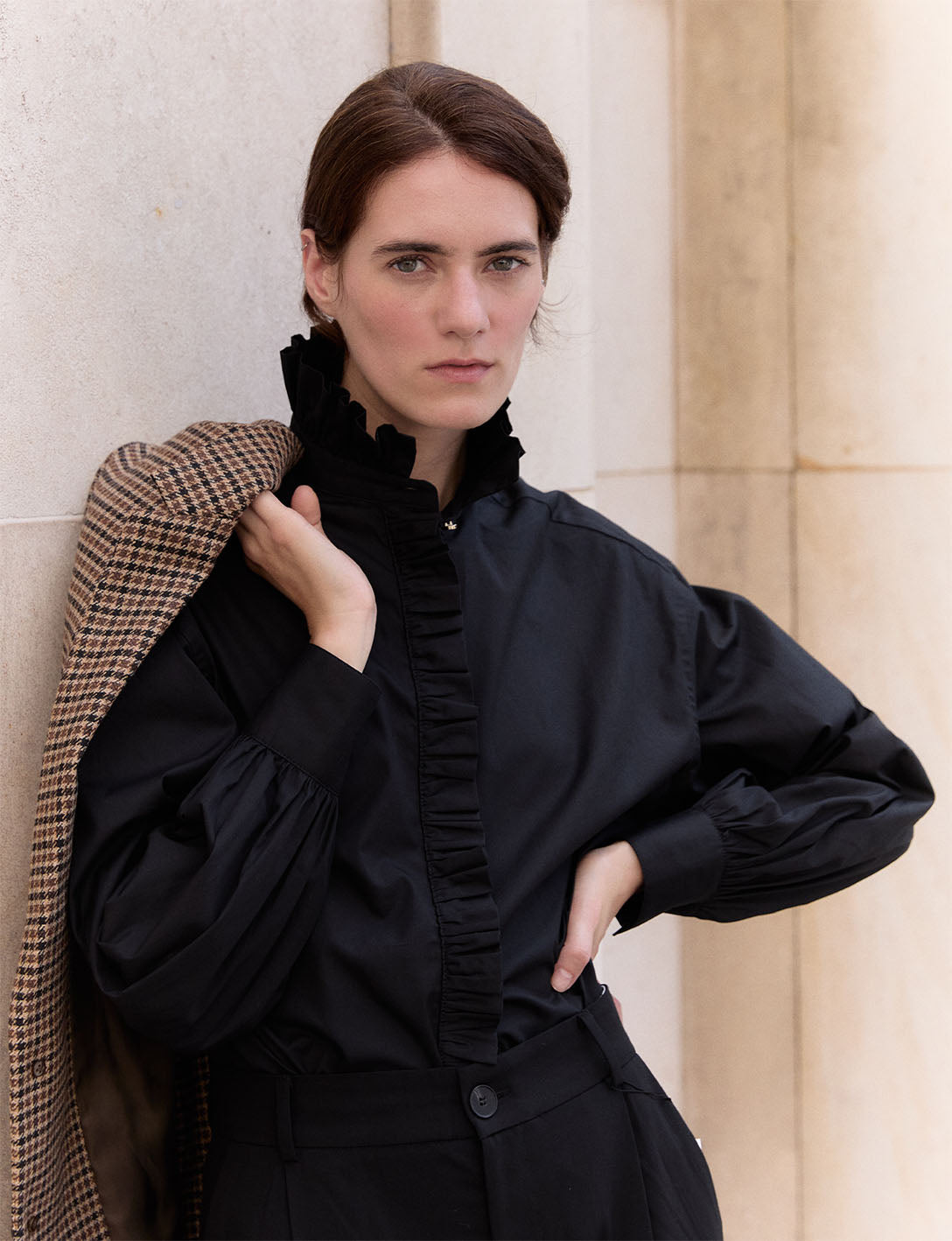 Greta black shirt - Poplin - Victorian Collar