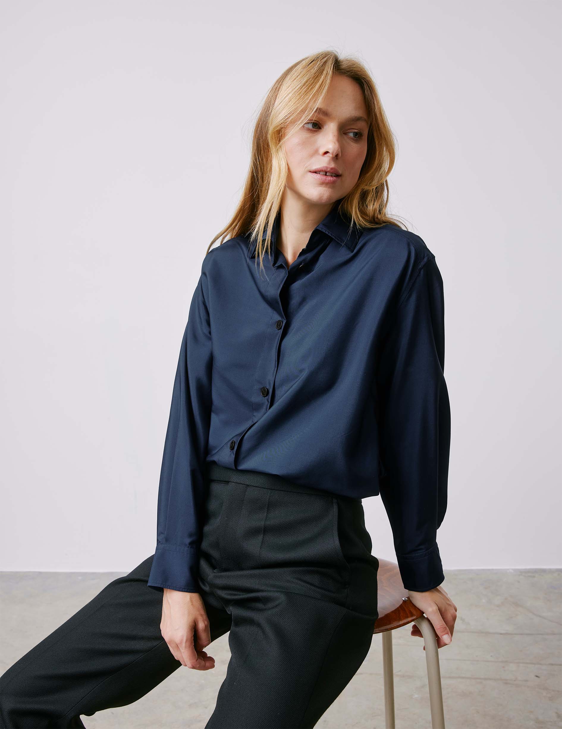 Léanna navy shirt - Silk - Shirt Collar