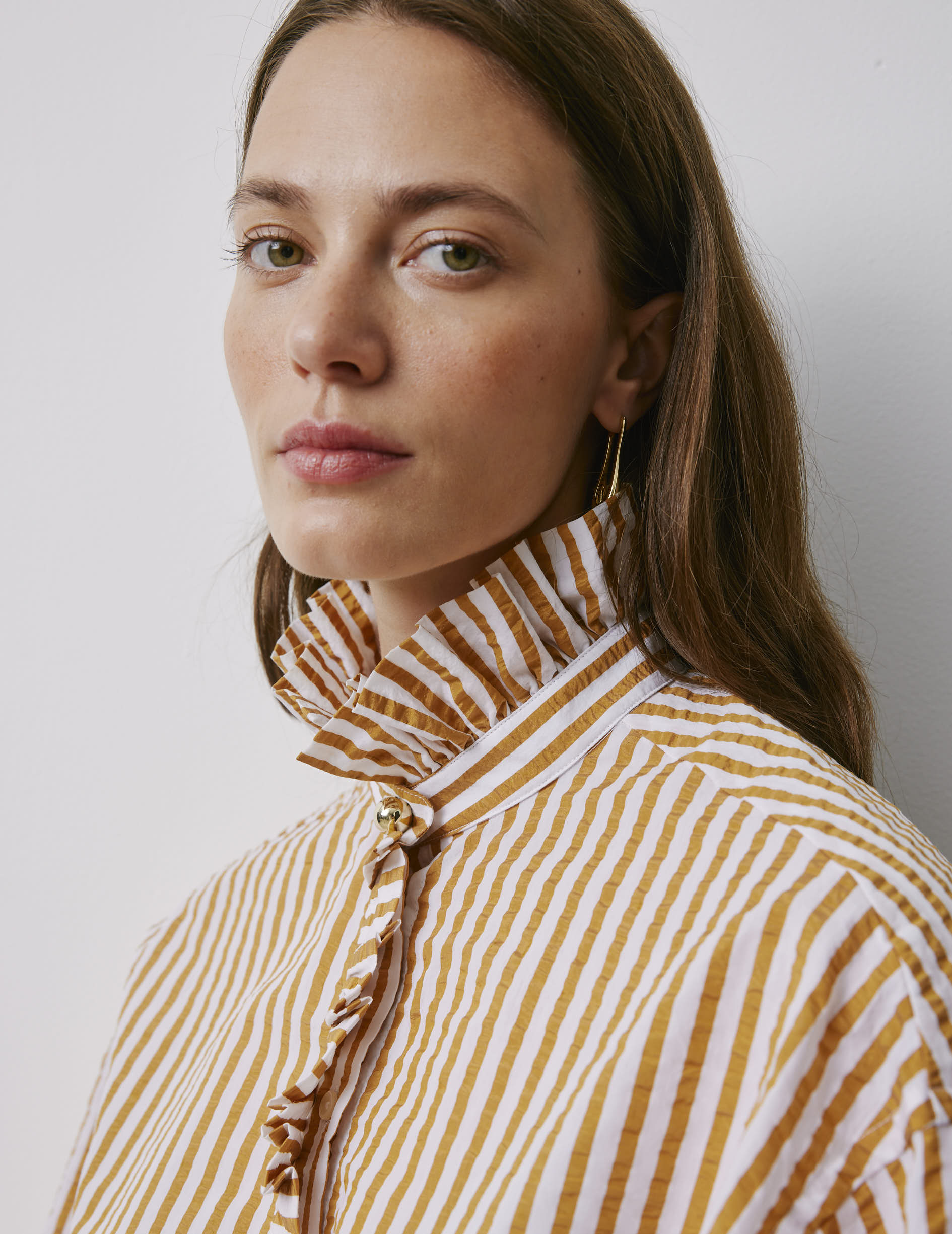 Lisa striped camel shirt - Seersucker - Victorian Collar