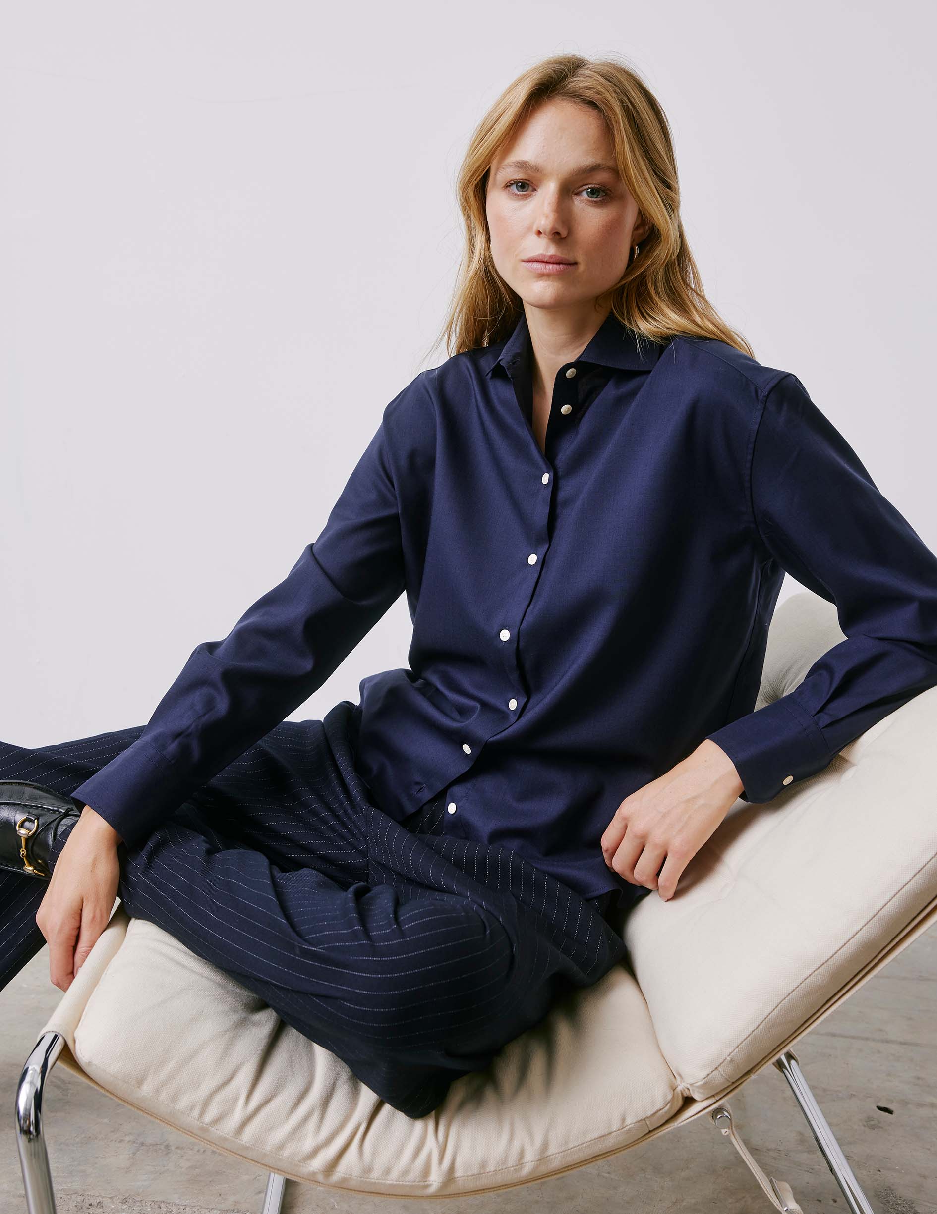 Melinda shirt in navy virgin wool - Virgin wool - Italian Collar