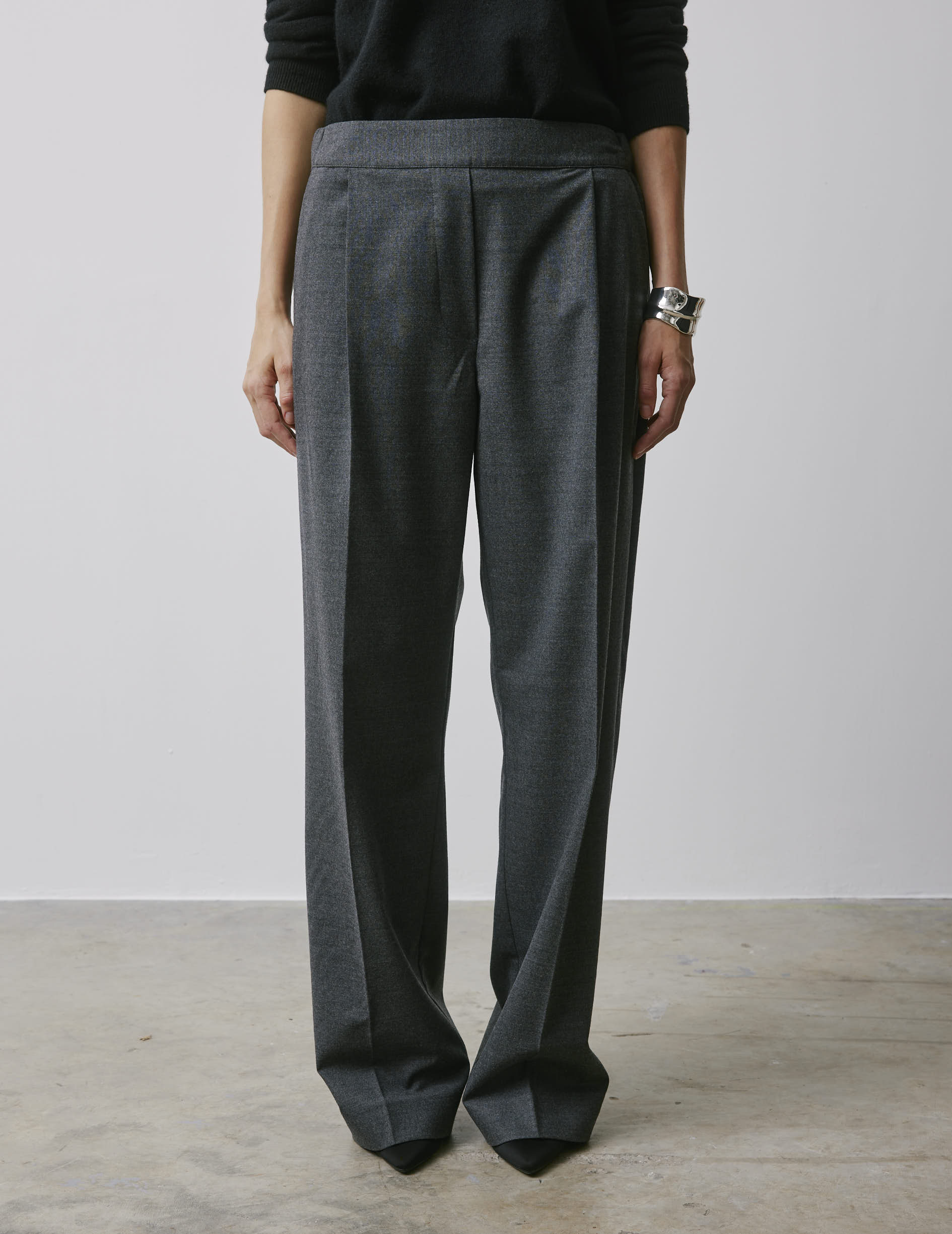Molly gray virgin wool pants