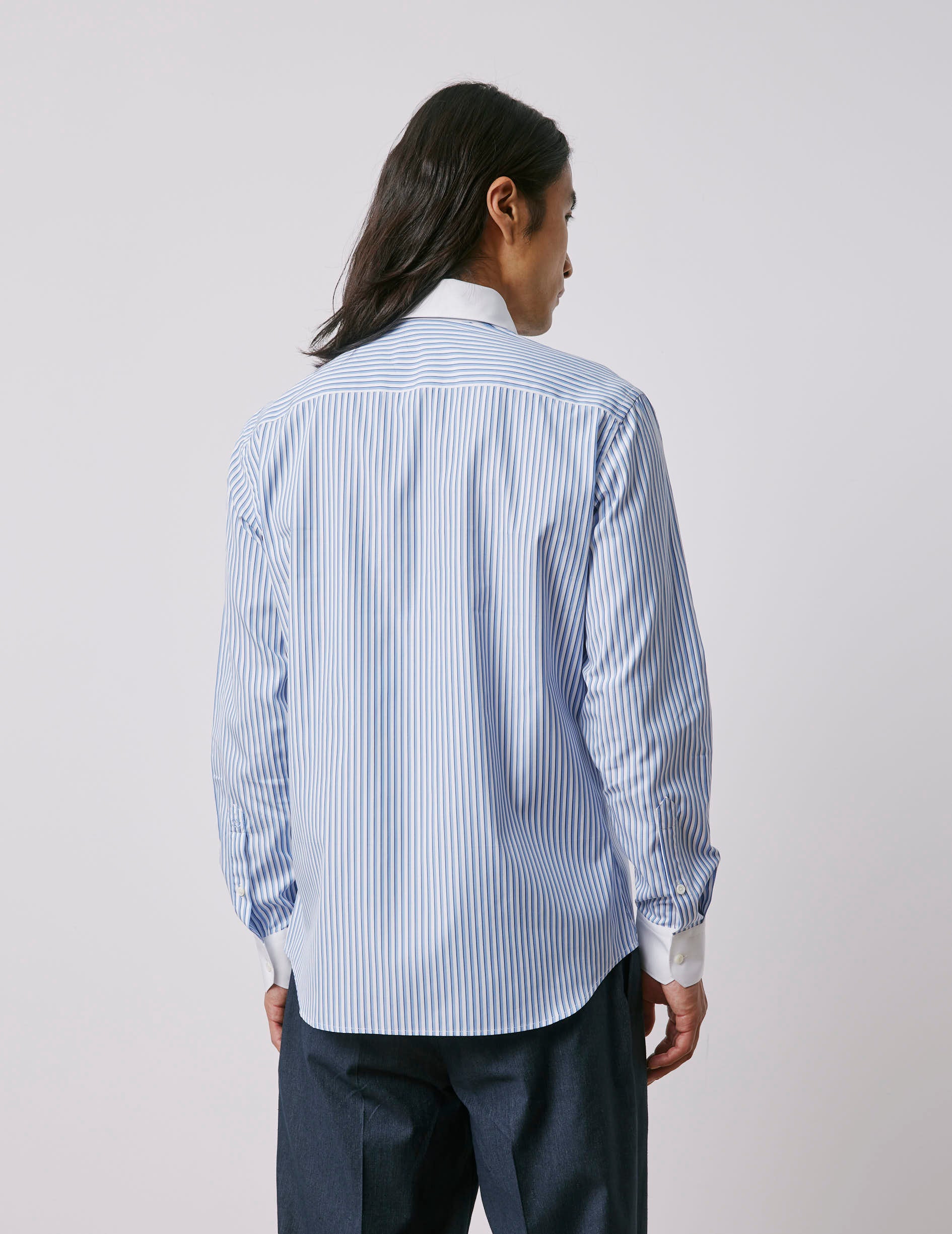 Semi-fitted blue striped shirt - Poplin - English Collar