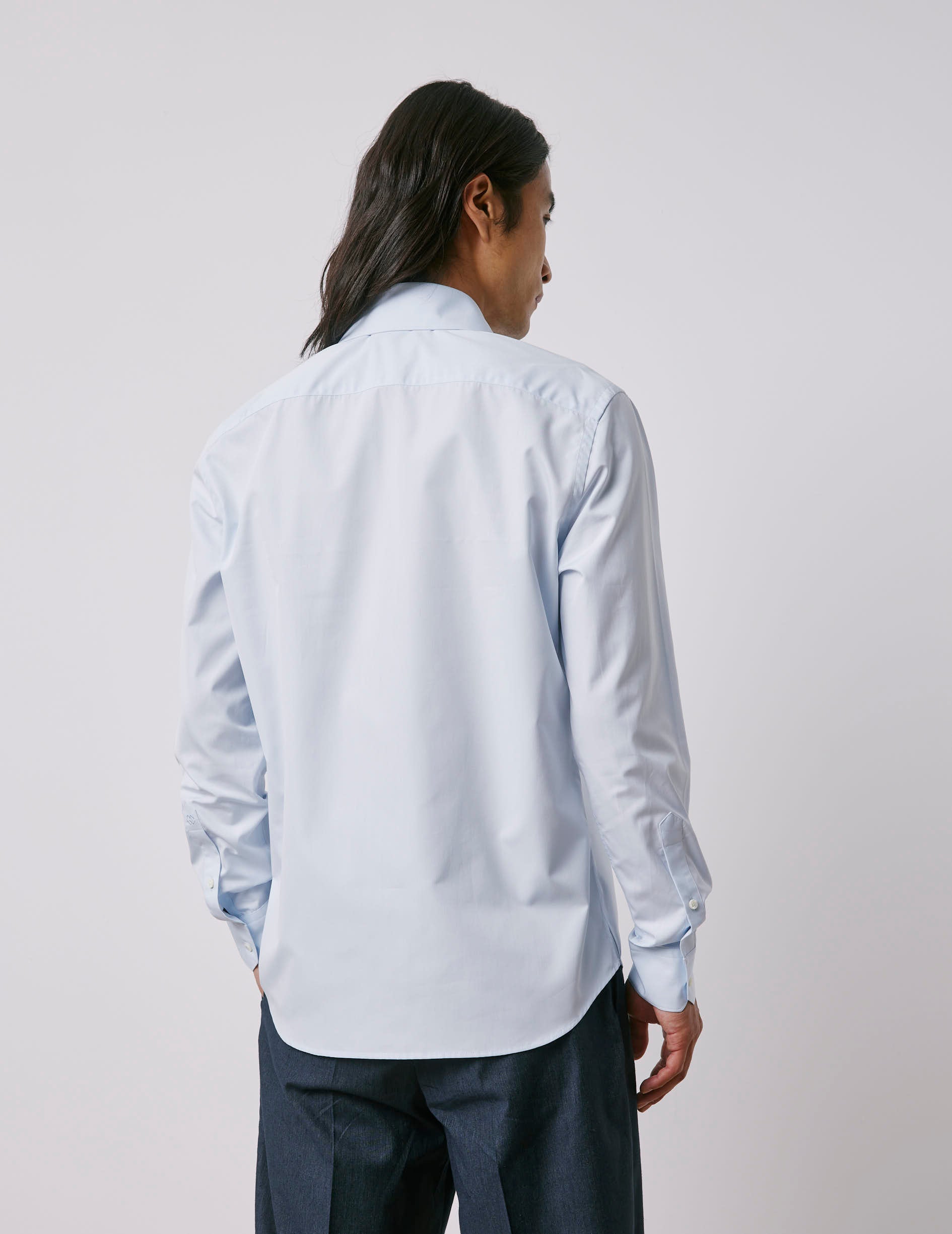 Semi-fitted blue shirt - Poplin - Round Collar