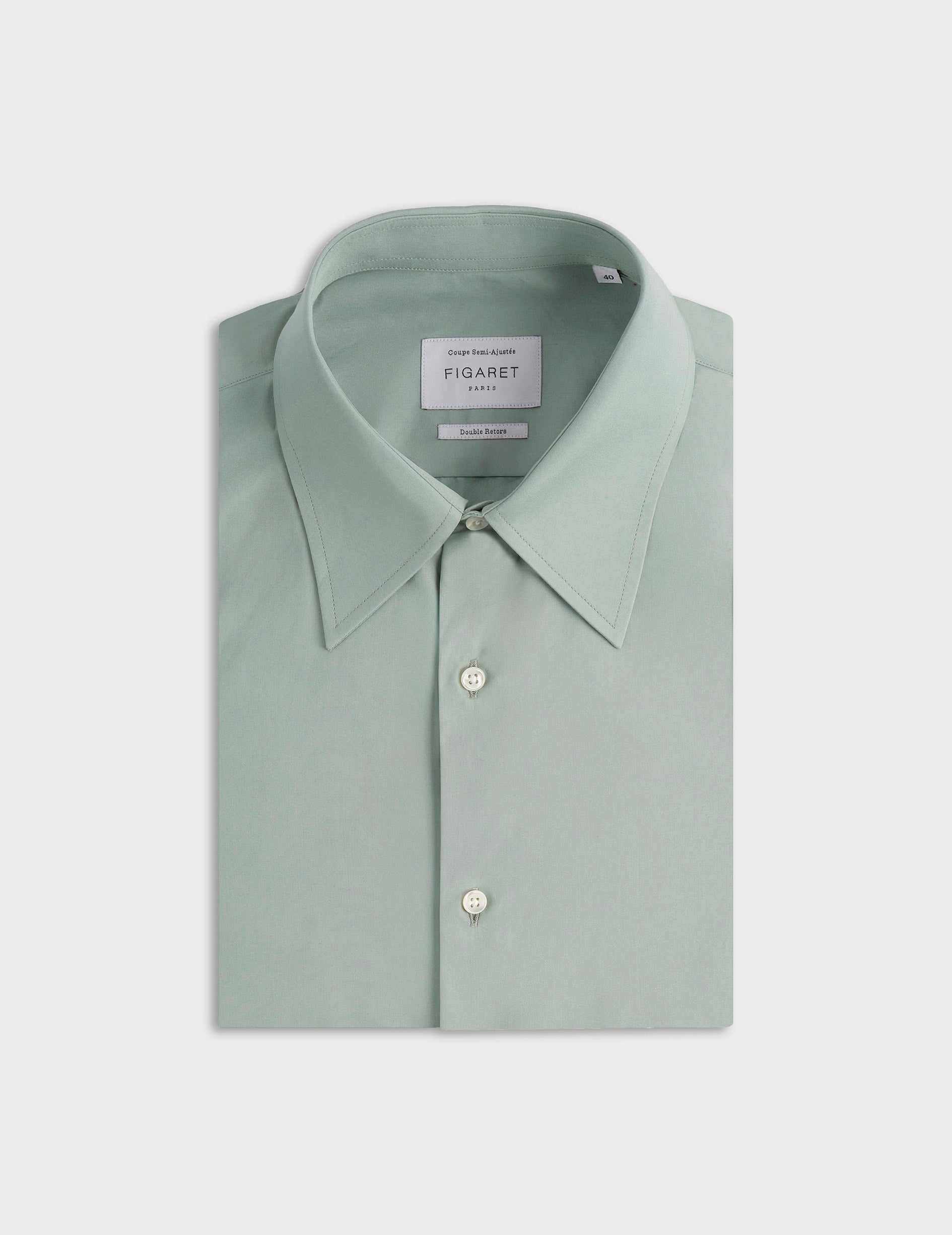 Semi-fitted green shirt