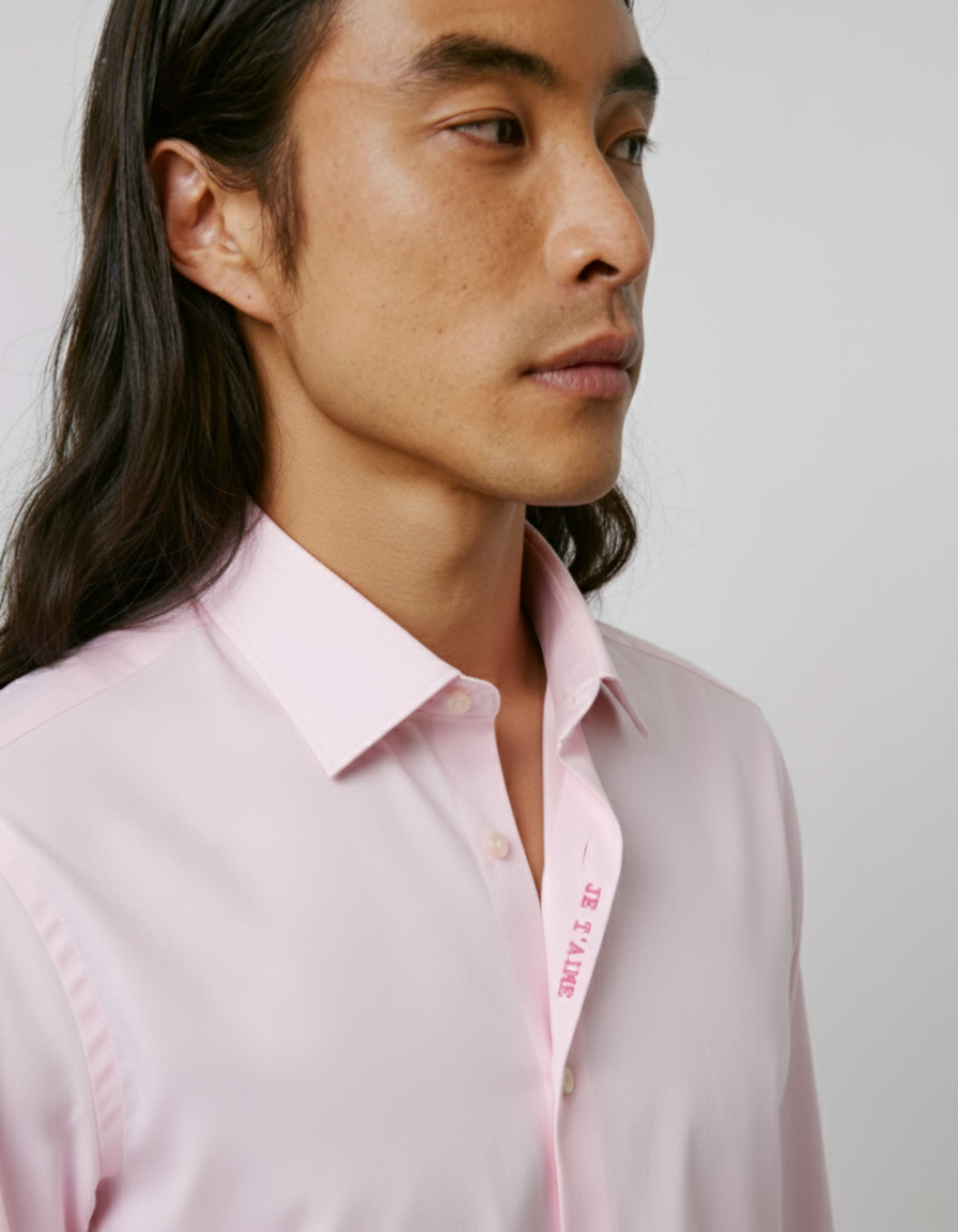 Unisex Pink "Je t'aime" shirt - Pinpoint - Figaret Collar
