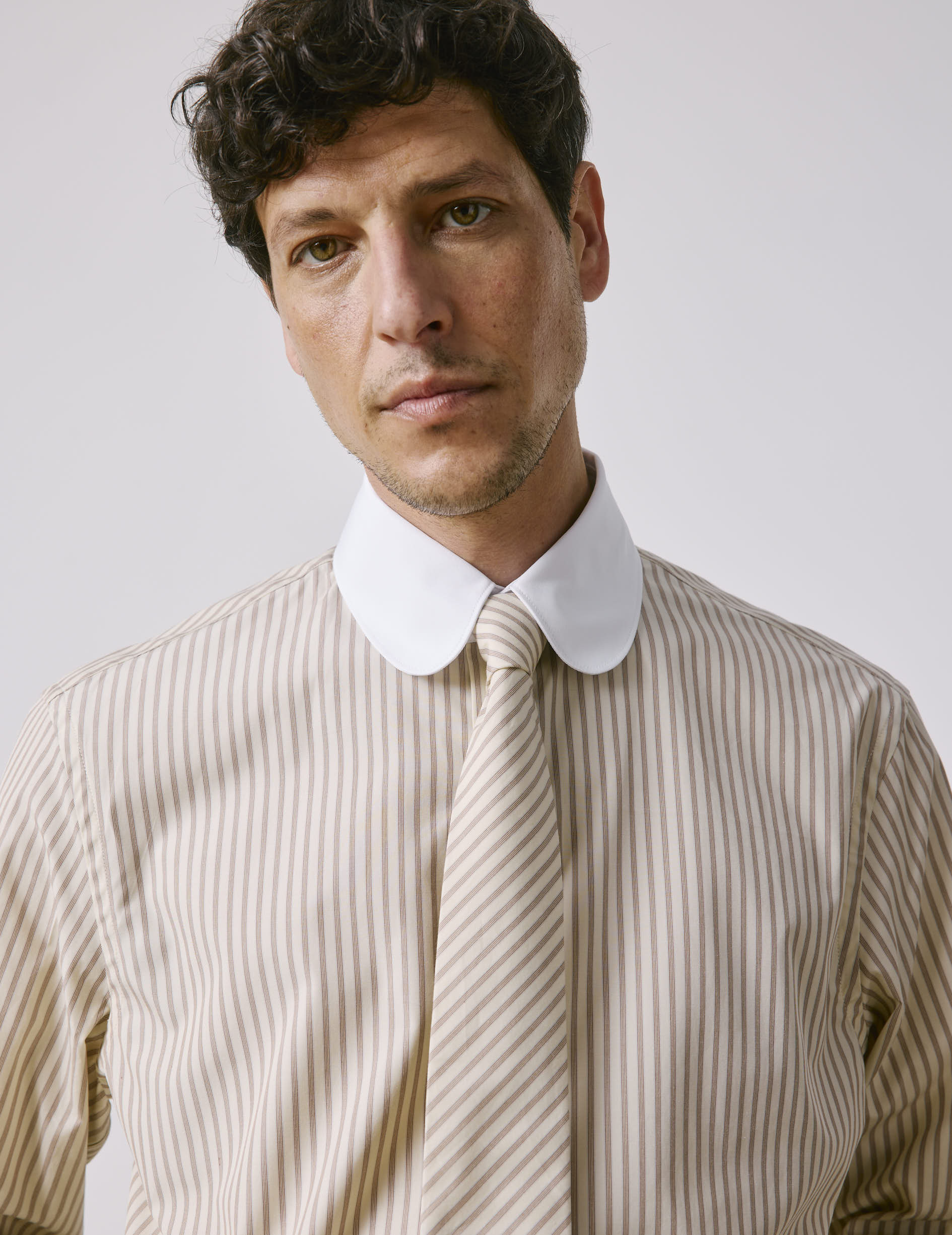 Semi-fitted striped beige shirt - Poplin - Club Collar - French Cuffs