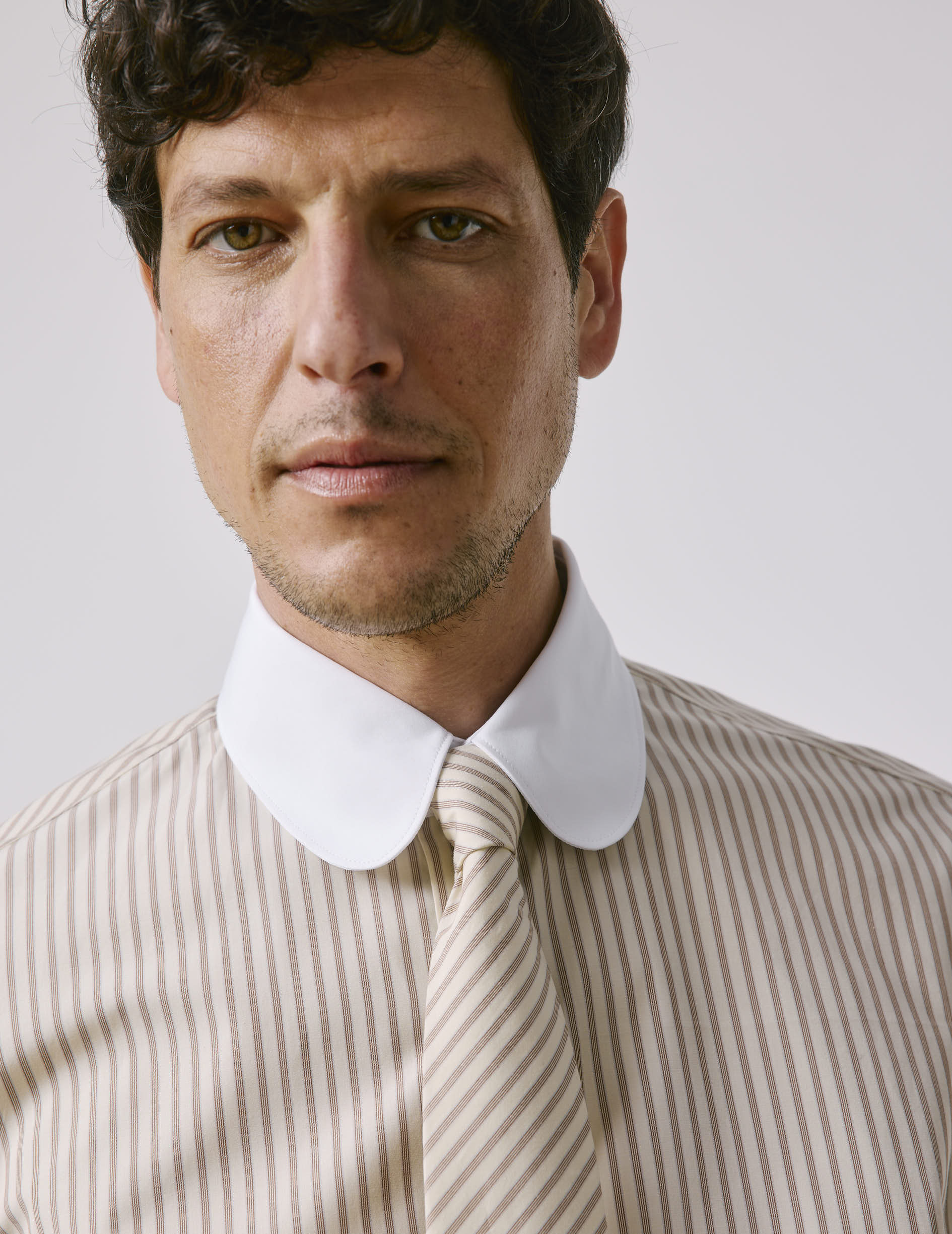 Semi-fitted striped beige shirt - Poplin - Club Collar - French Cuffs