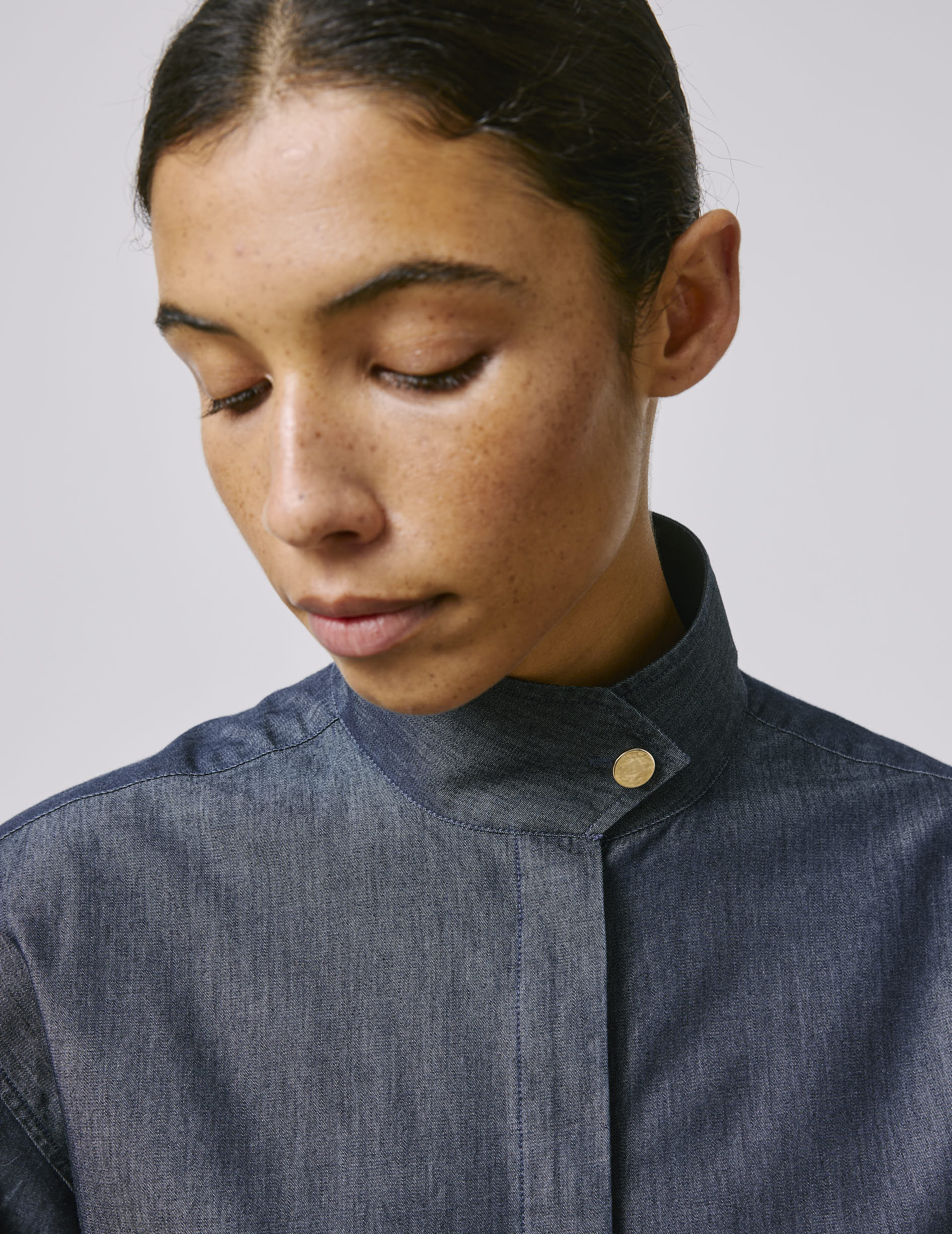 Innaée shirt with hidden button placket in navy denim - Denim - High Collar