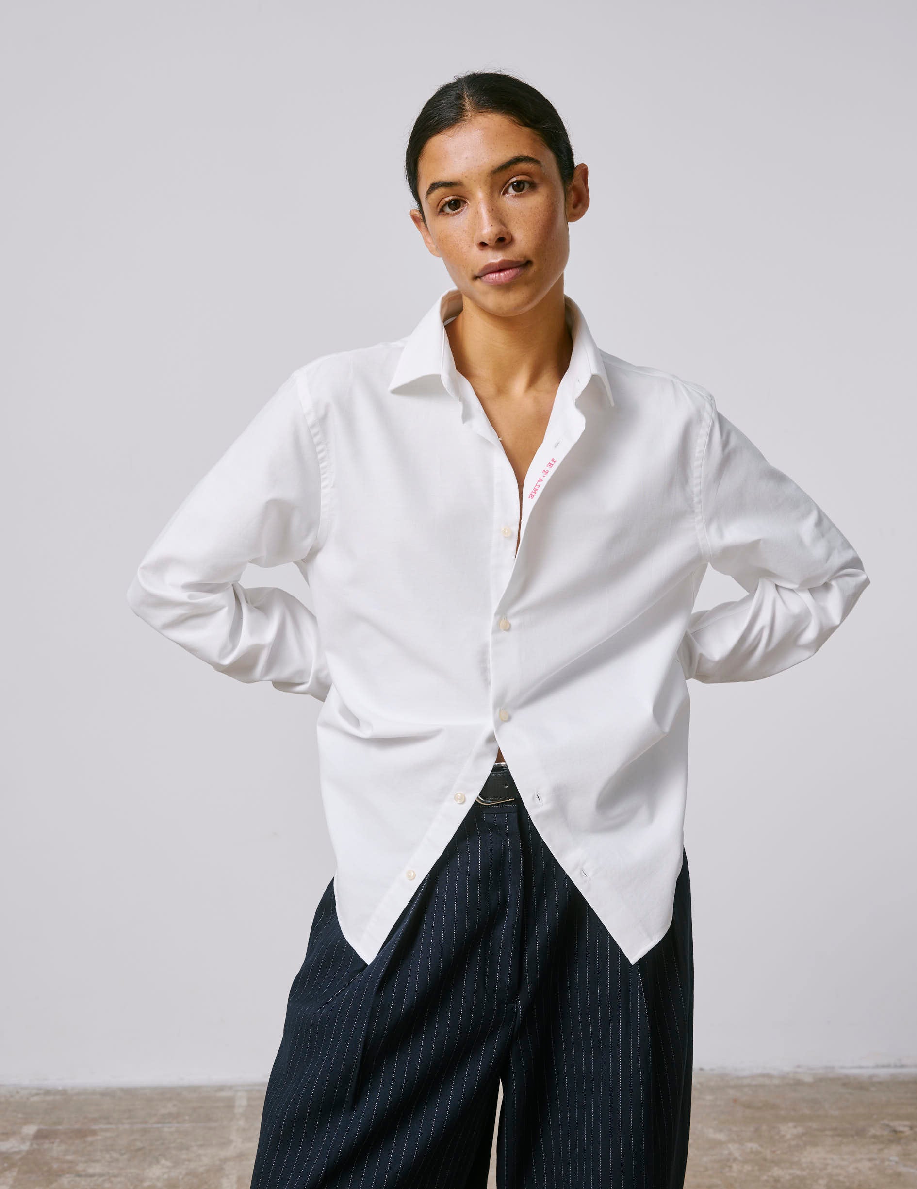 Unisex white “Je t’aime” shirt - Oxford - Figaret Collar