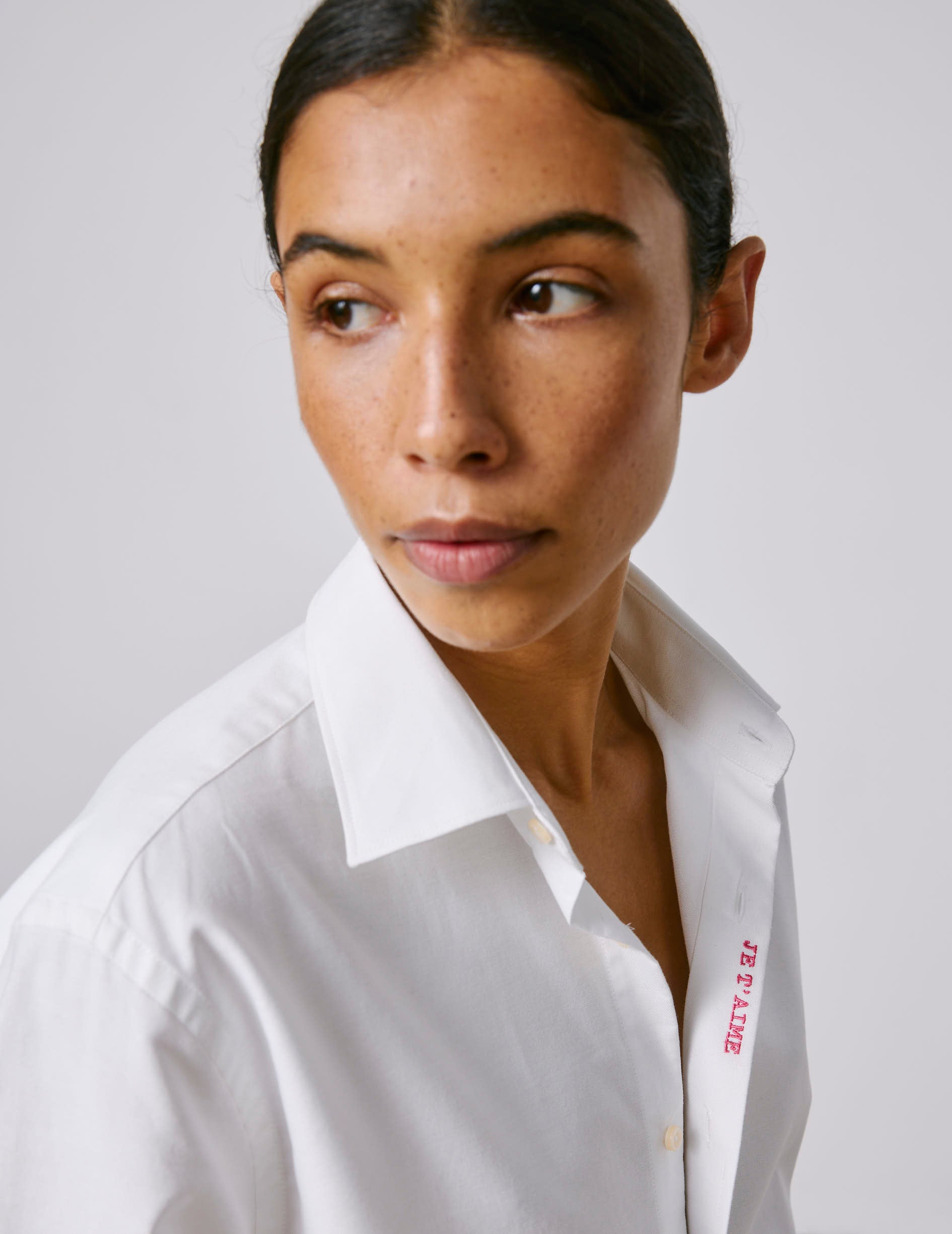 Unisex white “Je t’aime” shirt - Oxford - Figaret Collar