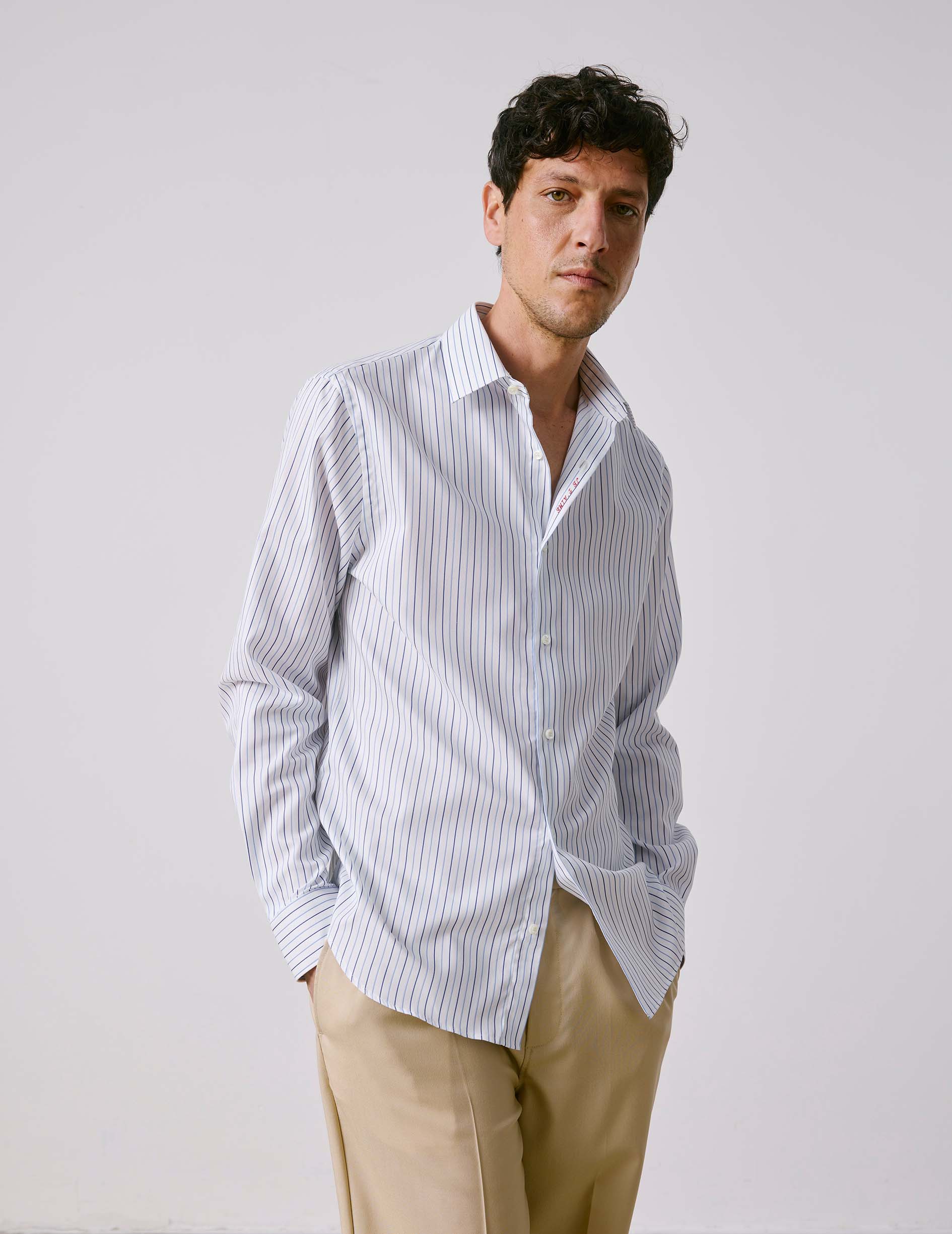 Unisex blue “Je t’aime” shirt - Dobby - Figaret Collar