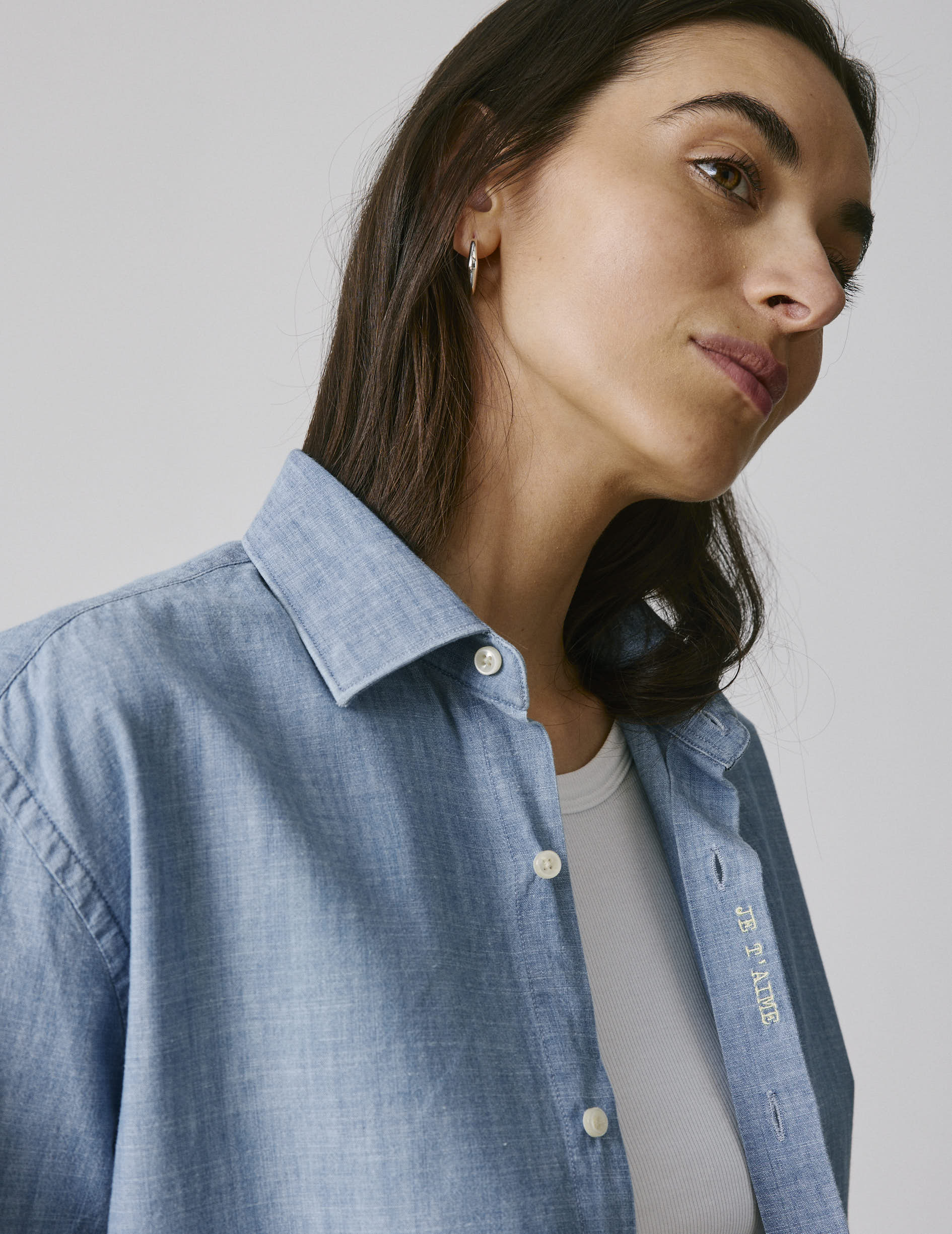 Unisex blue “Je t’aime” shirt - Chambray - Figaret Collar