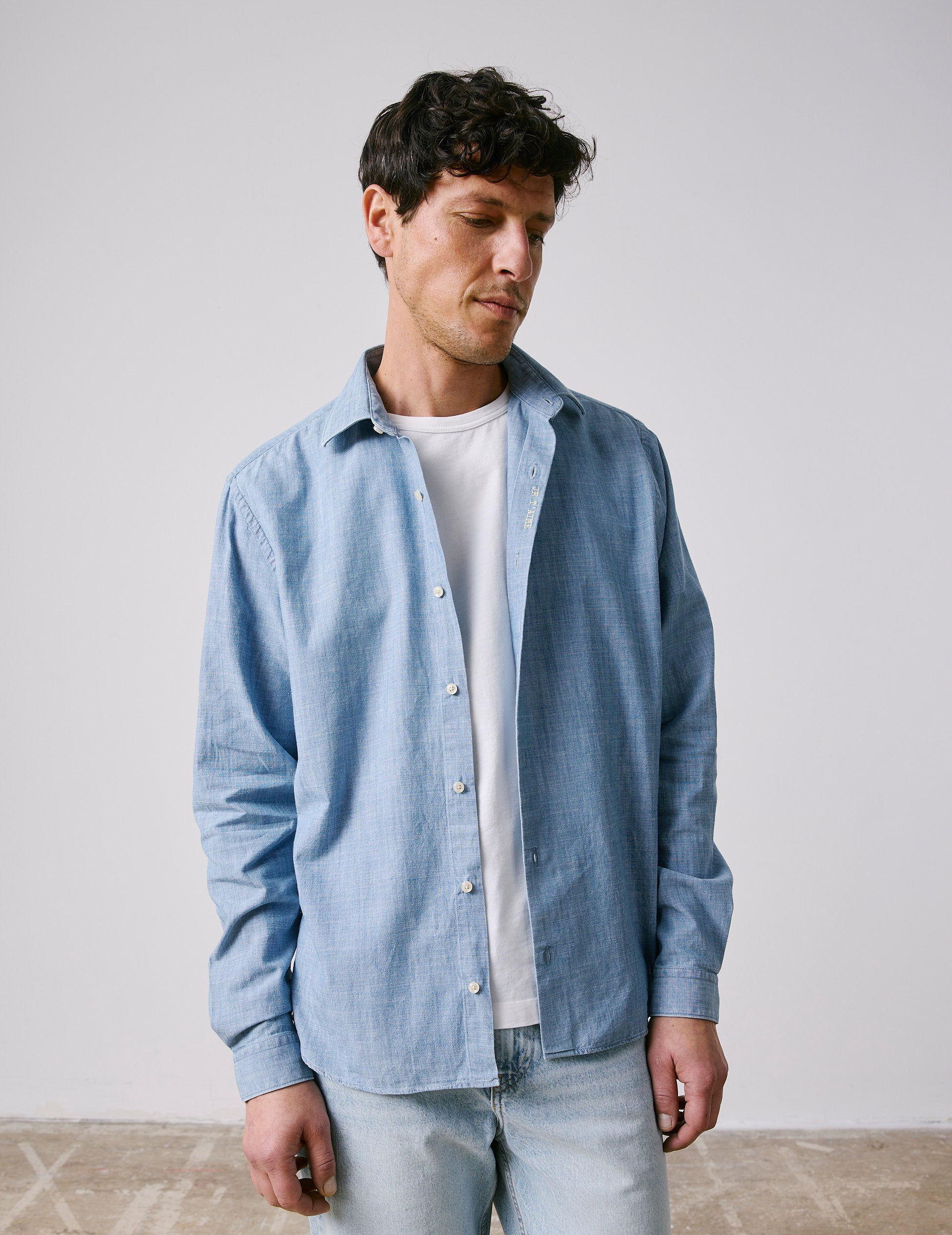 Unisex blue “Je t’aime” shirt - Chambray - Figaret Collar