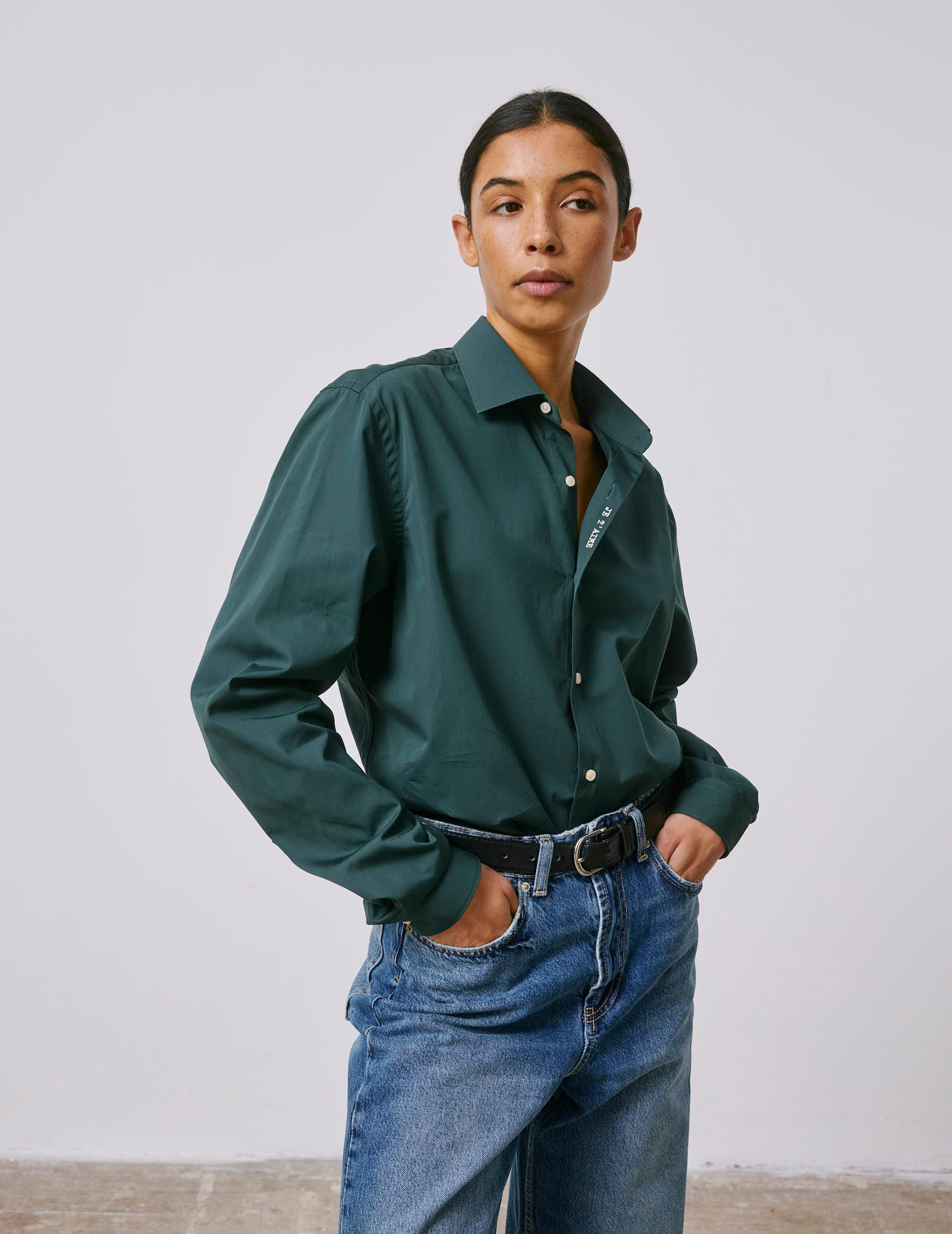 Unisex dark green “Je t’aime” shirt - Poplin - Figaret Collar