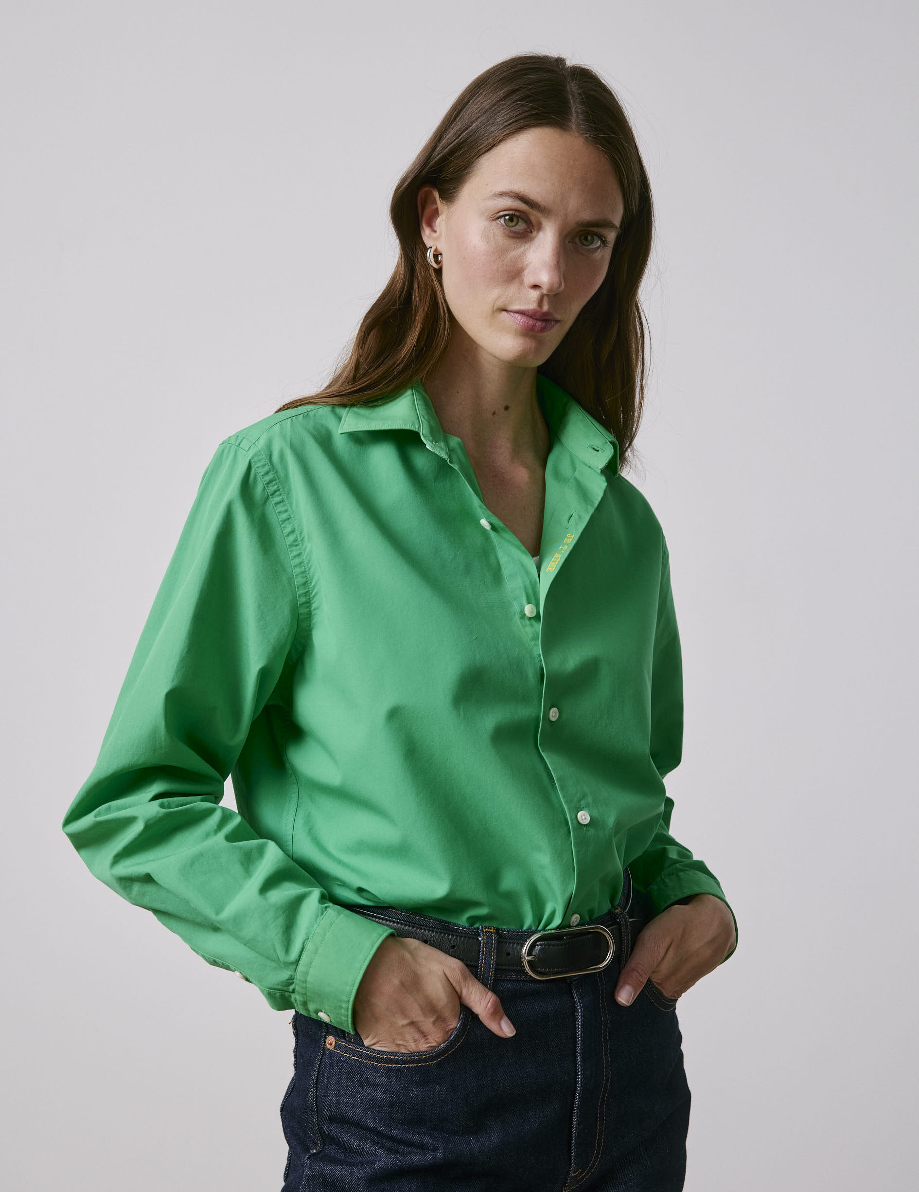 "Je t'aime" unisex green shirt - Poplin - Figaret Collar