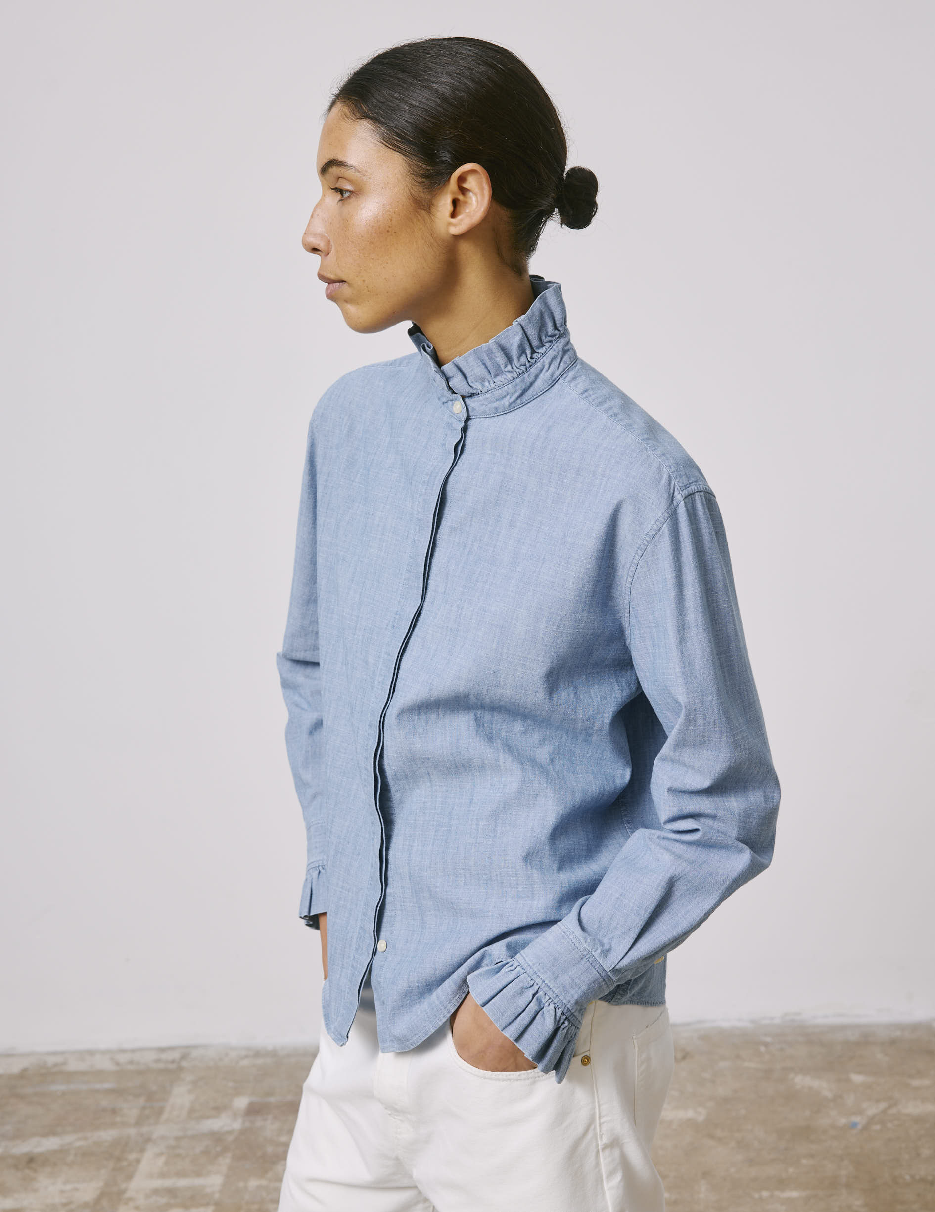 Blue Laurine shirt with hidden button placket - Chambray - Victorien Collar