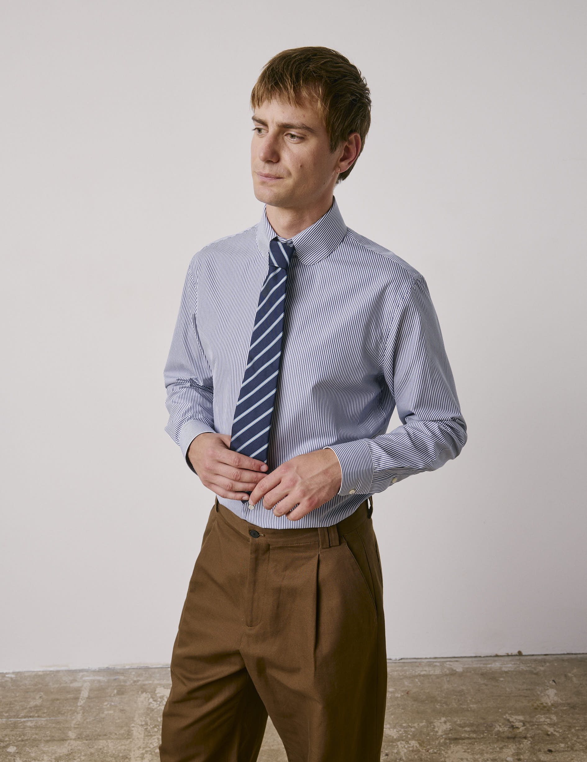 Navy striped silk club tie