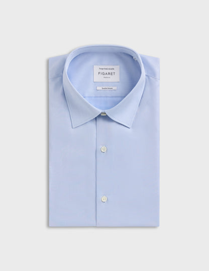 Semi-fitted blue shirt