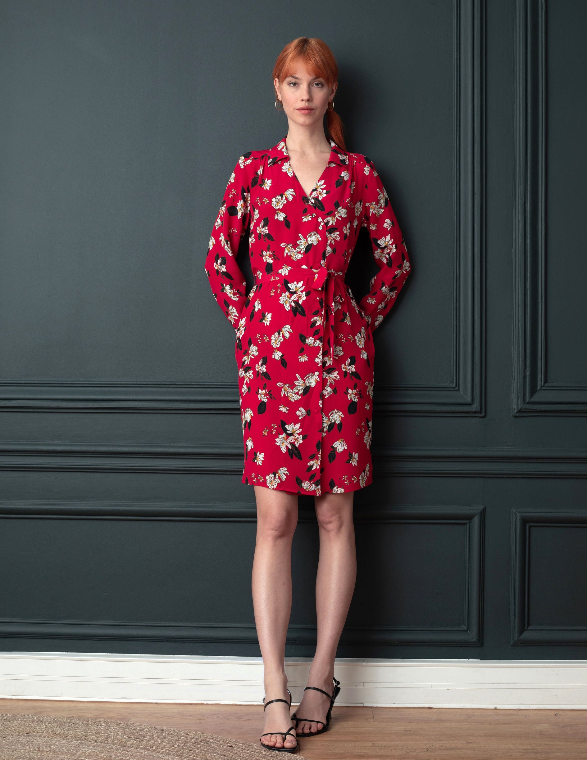 Iris dress in printed red crepe
