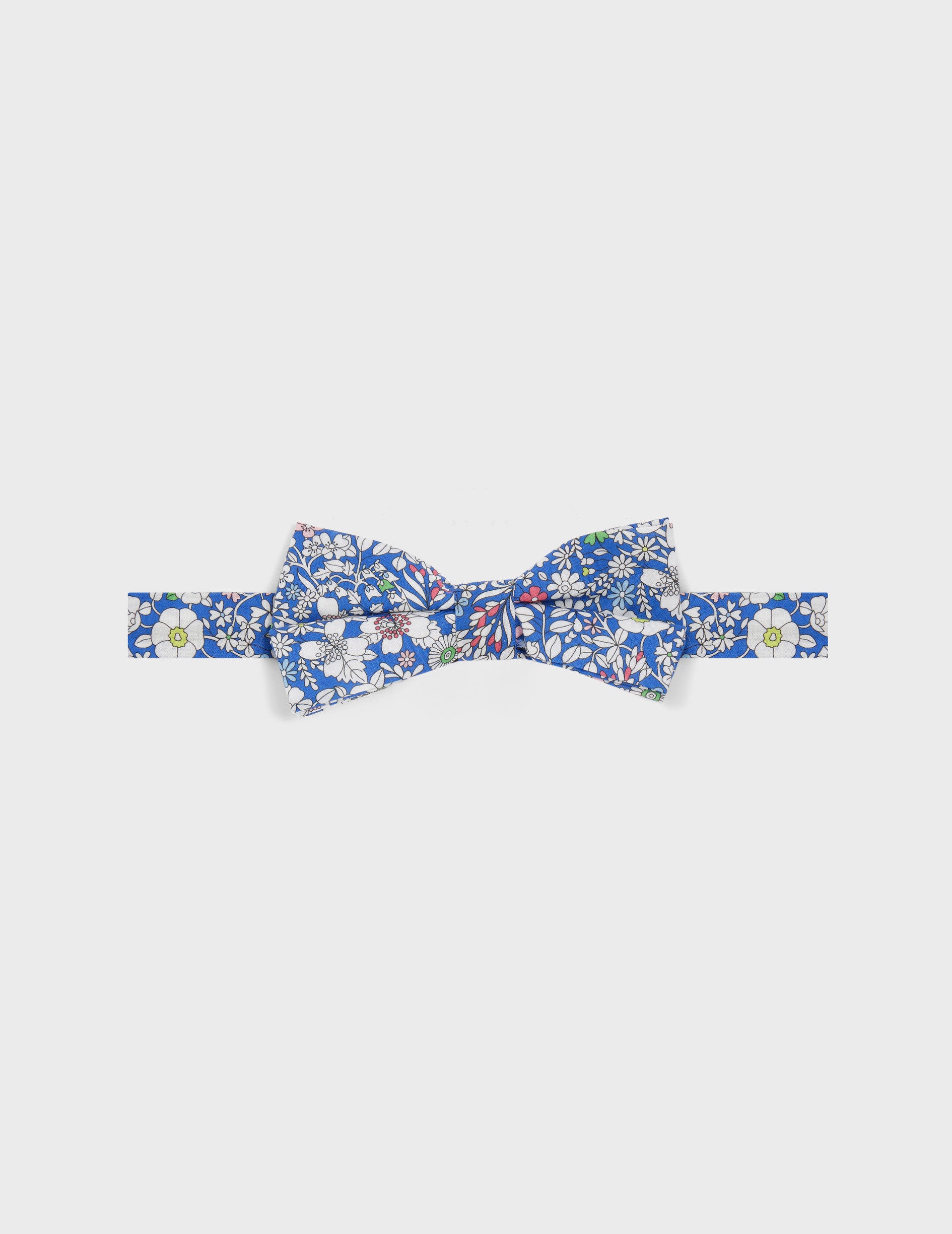 Liberty blue cotton bow tie