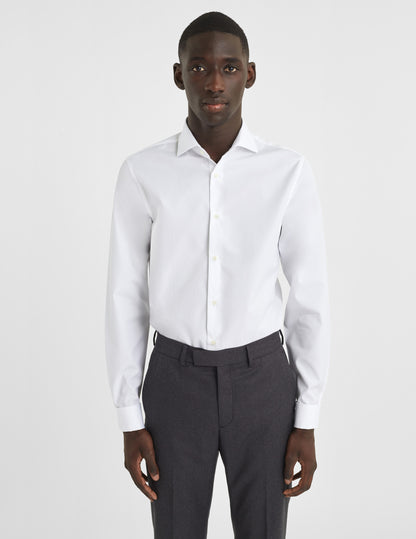 Fitted white shirt