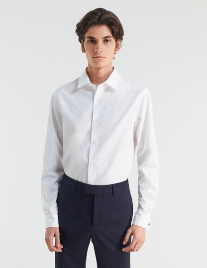 Fitted white shirt