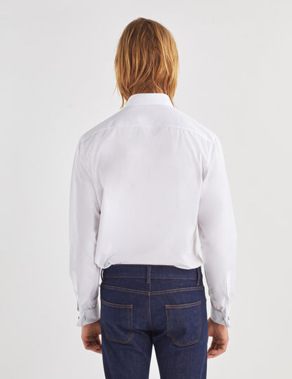 Semi-fitted white shirt