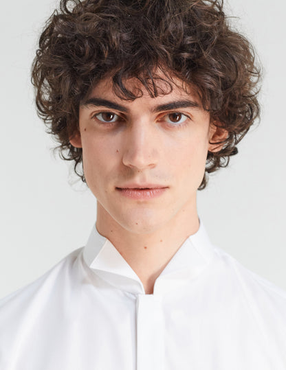 Semi-fitted white hidden buttons placket shirt