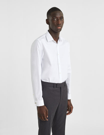 Semi-fitted white shirt