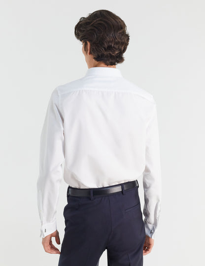 Semi-fitted white shirt