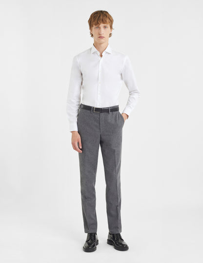 Semi-fitted white shirt