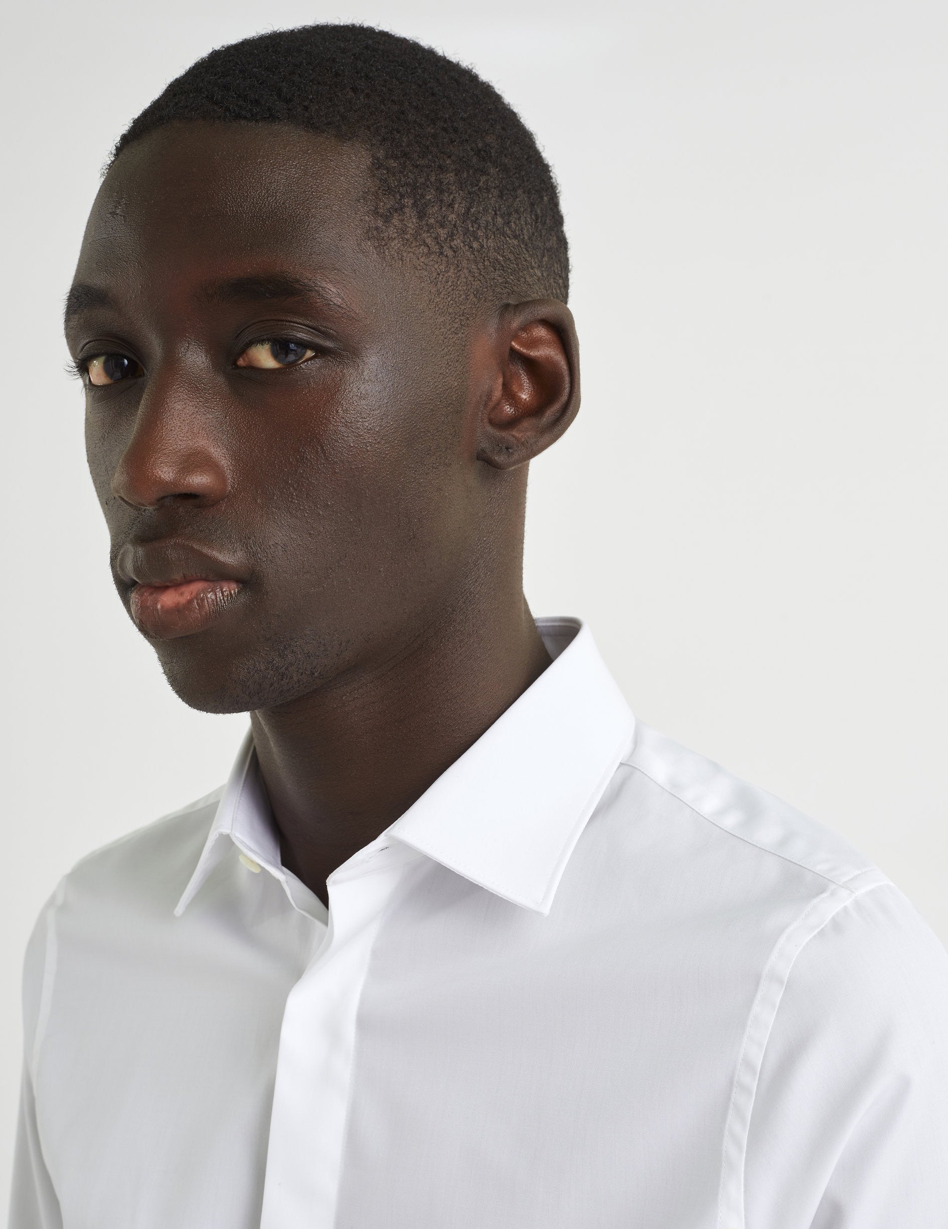 Fitted white Hidden buttons placket shirt - Poplin - Figaret Collar - French Cuffs