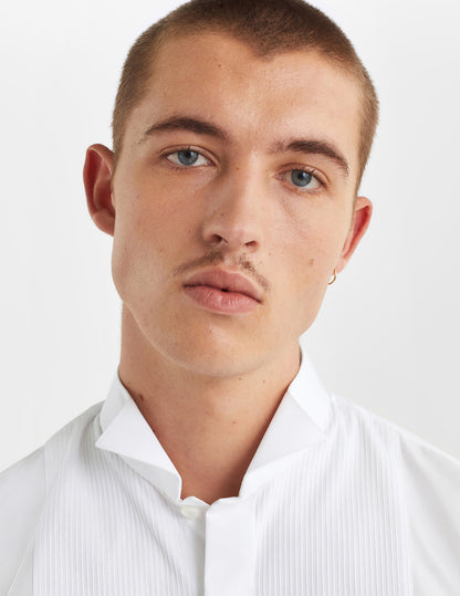 Semi-fitted white hidden buttons placket shirt