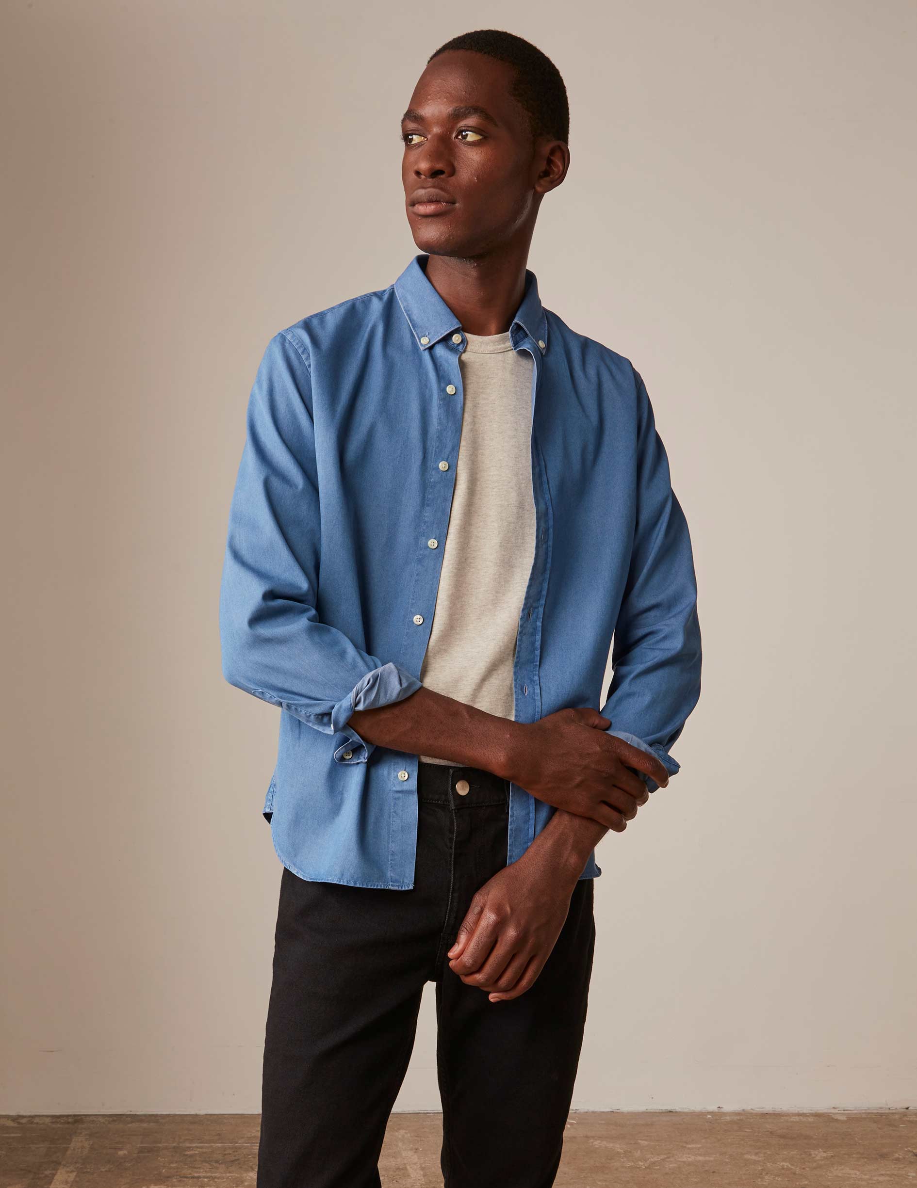 Semi-fitted blue shirt - Twill - American Collar