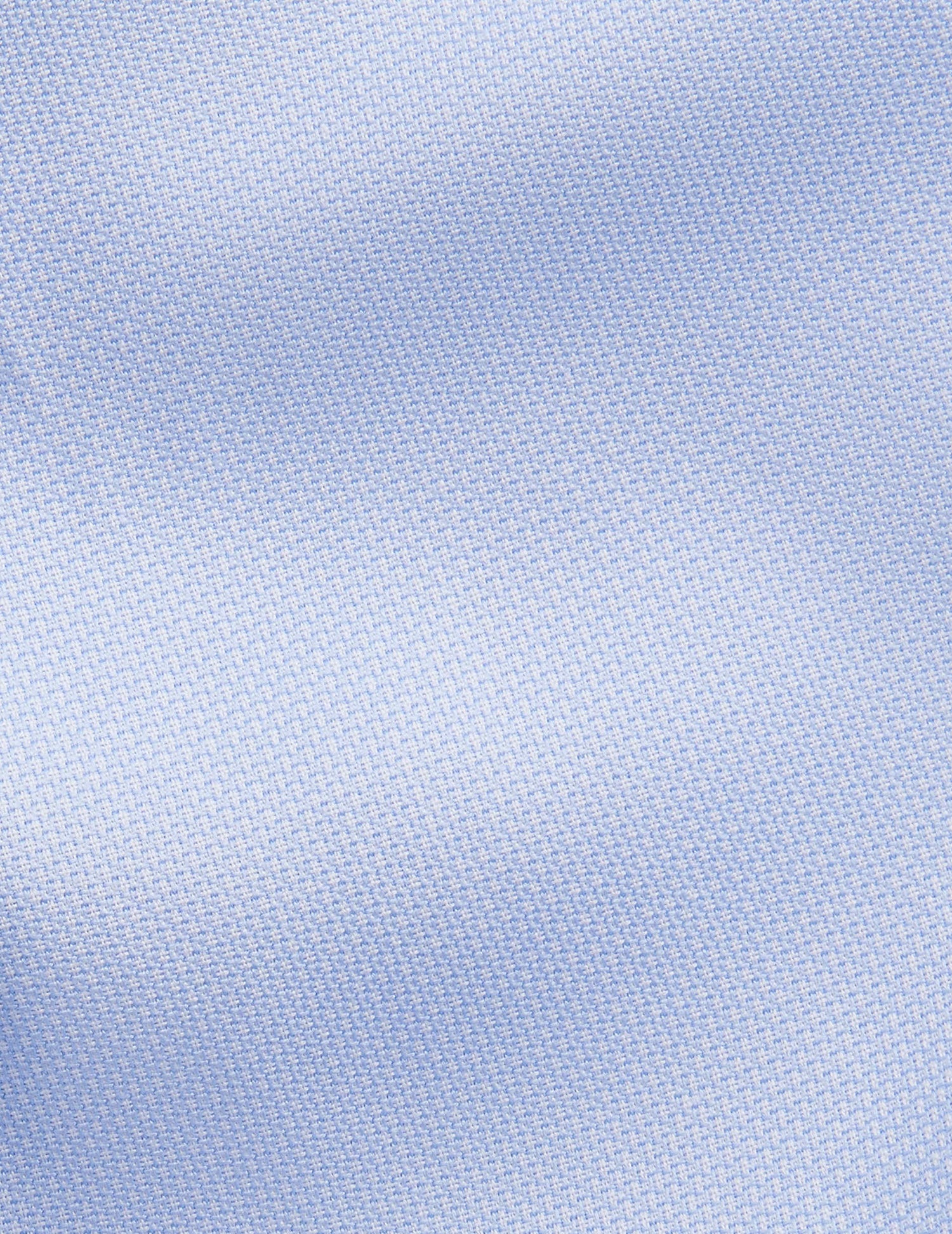 Semi-fitted blue shirt