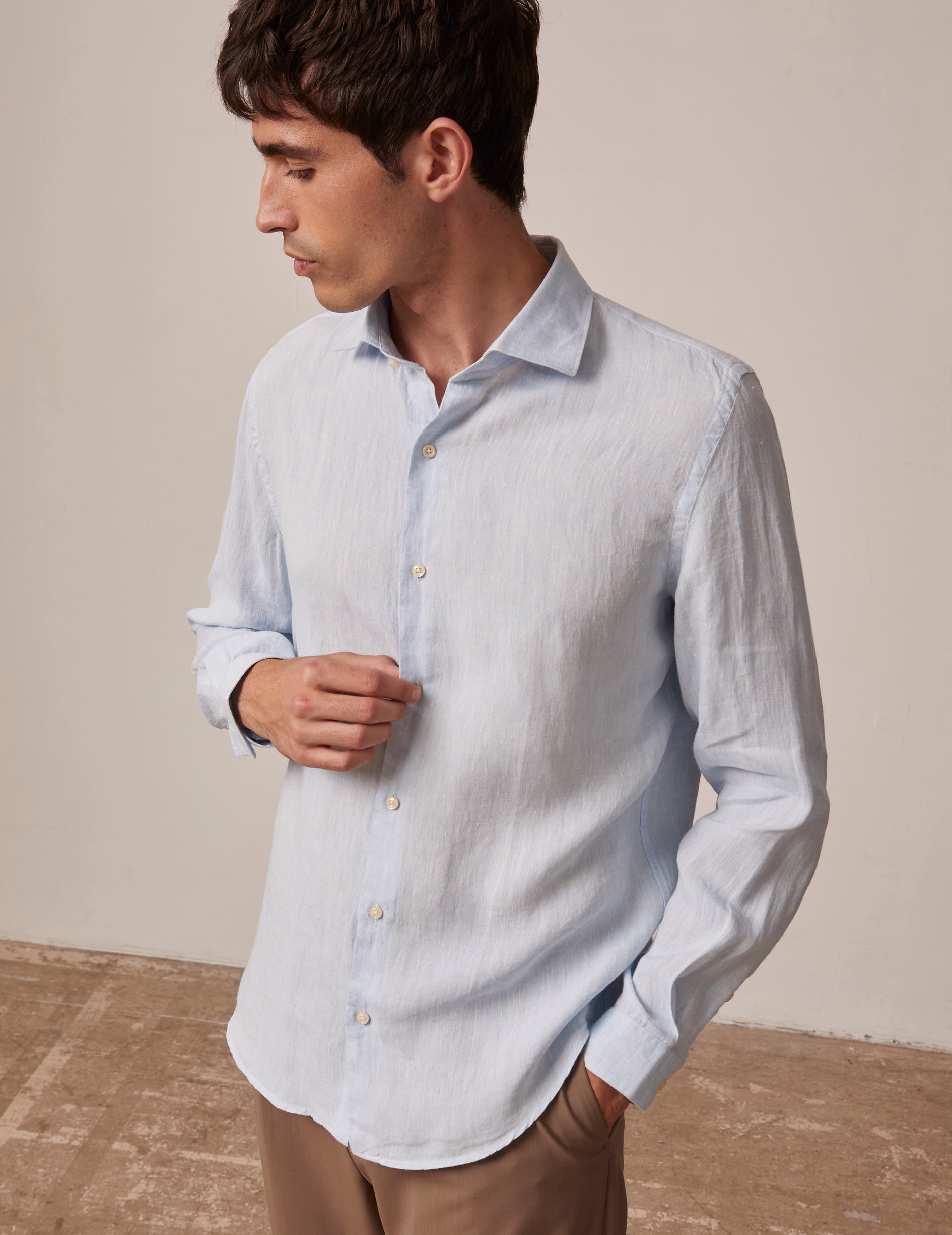 Aristote shirt in light blue linen