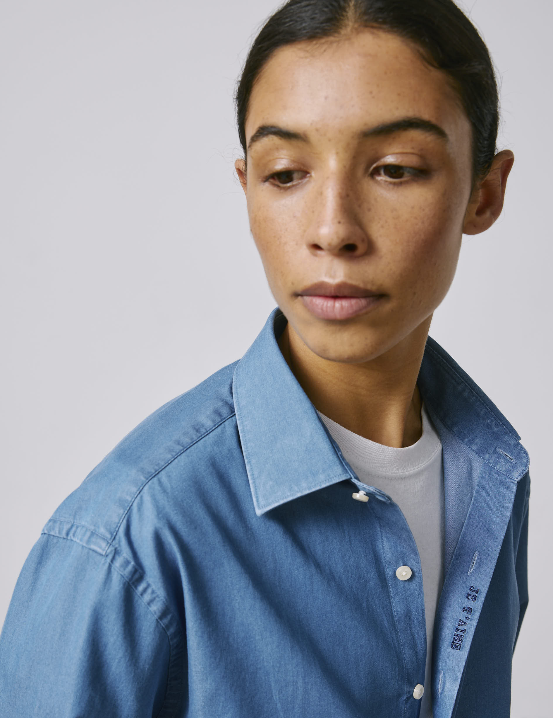 Unisex Blue denim "Je t'aime" shirt - Denim - Figaret Collar