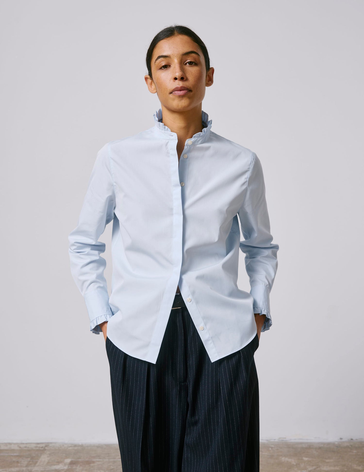 Blue Louison shirt with Hidden buttons placket  - Poplin - Victorian Collar
